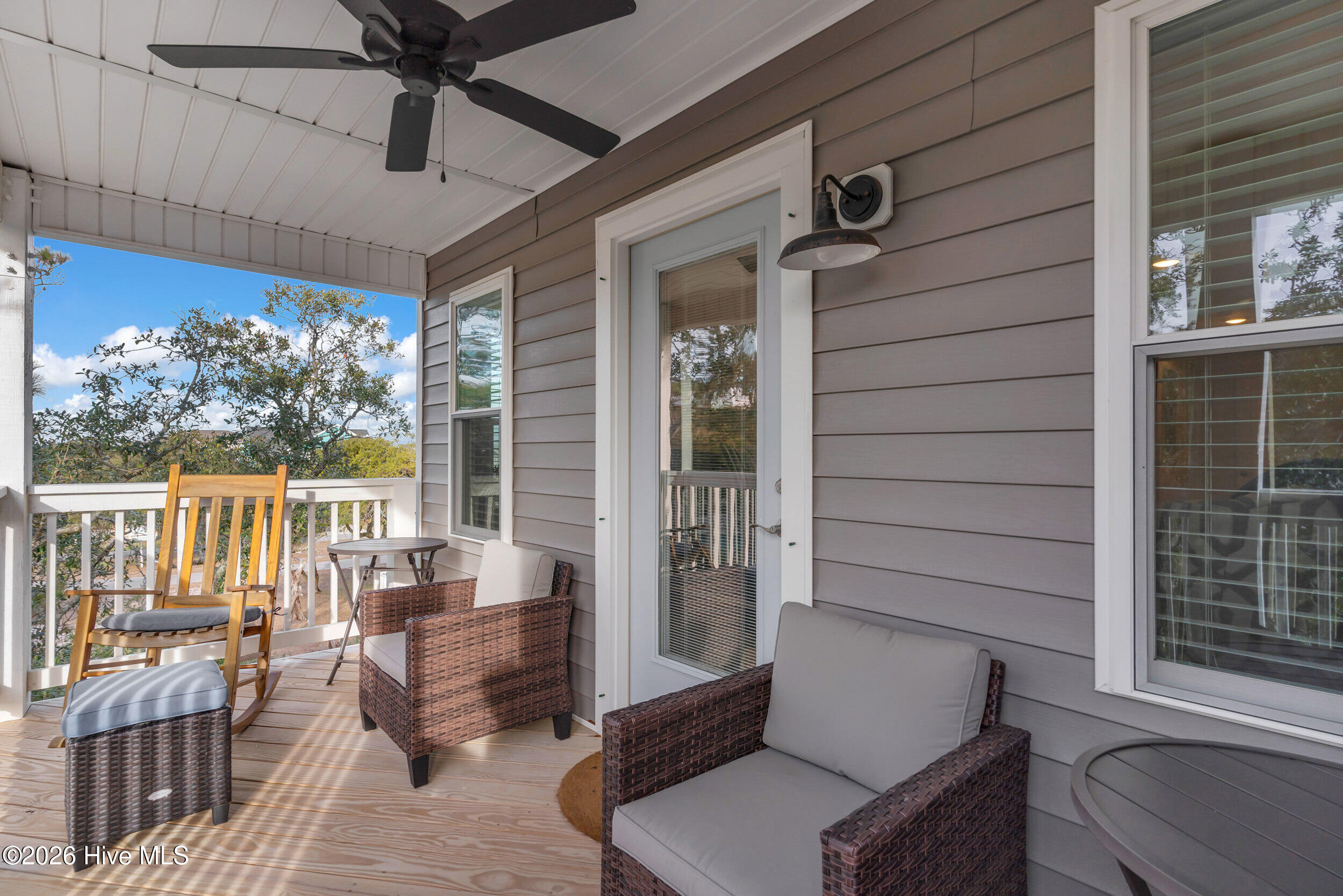 100549531 | Photo 22