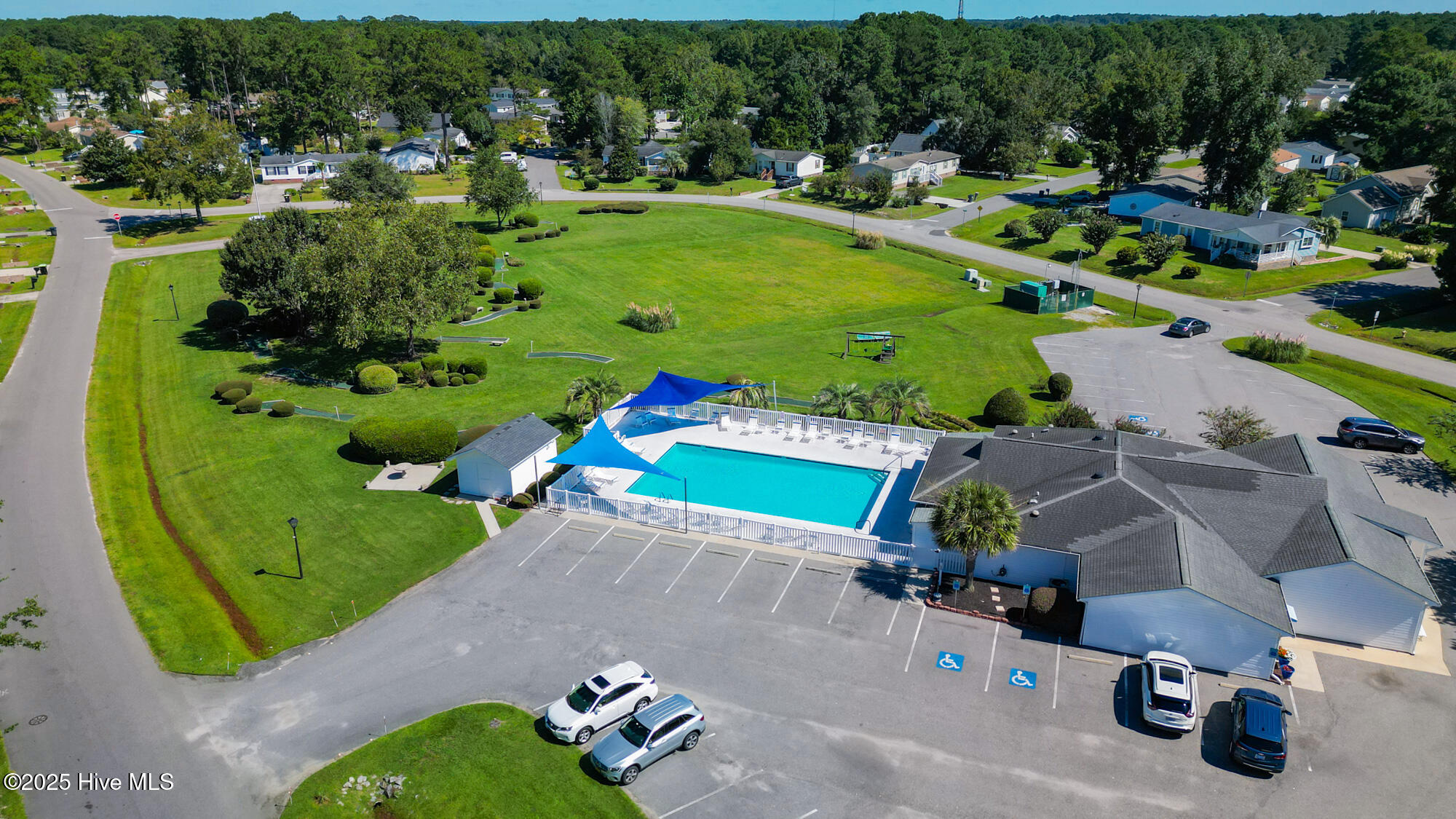 100530895 | Photo 28