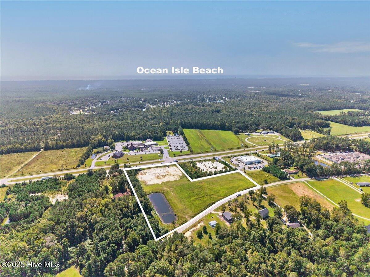 100534827 | Photo 15