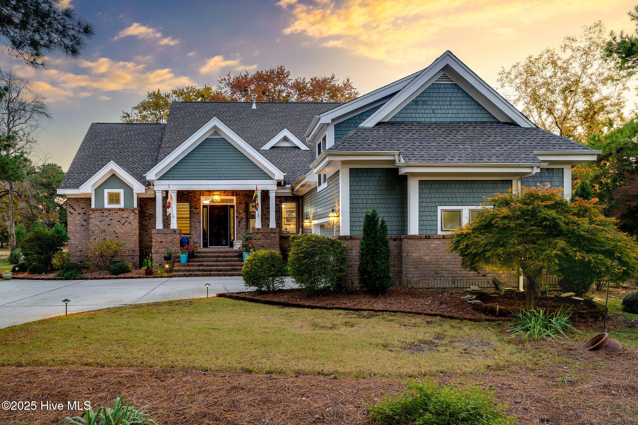 Homes for sale in Wallace, NC | 112 Cedar Ct, Wallace, NC 28466 | MLS# 100538527