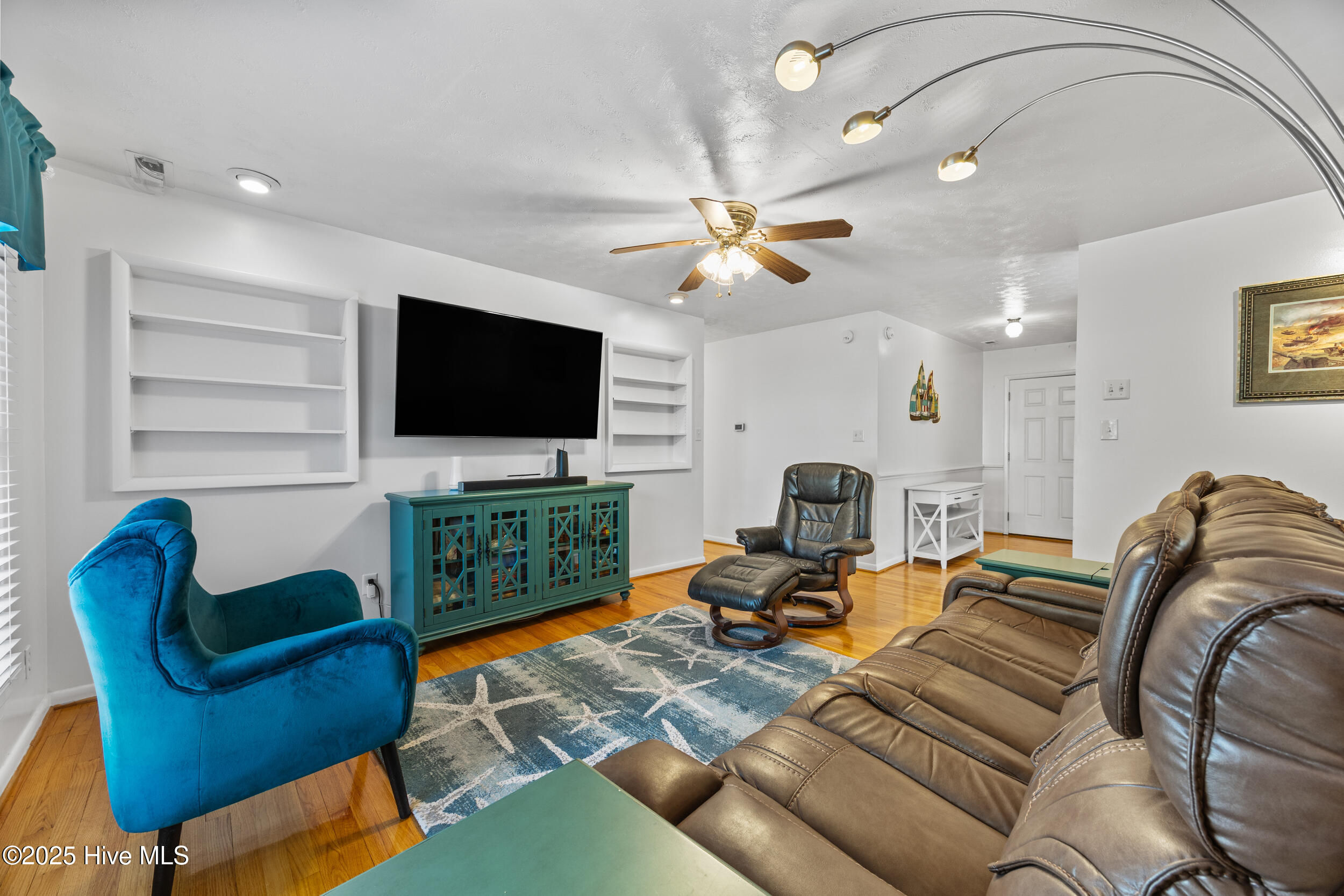 100546474 | Photo 18