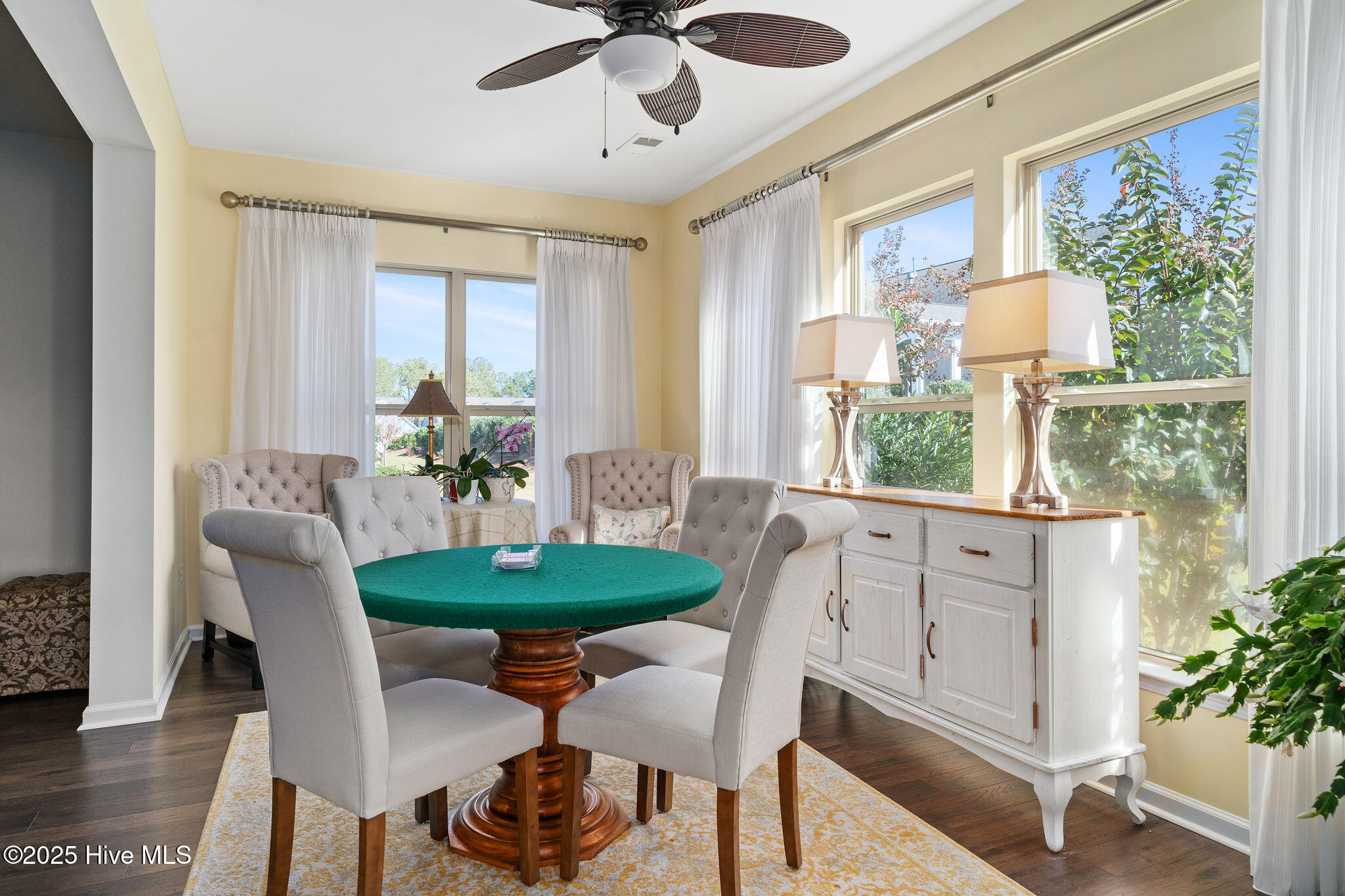 100522757 | Photo 23