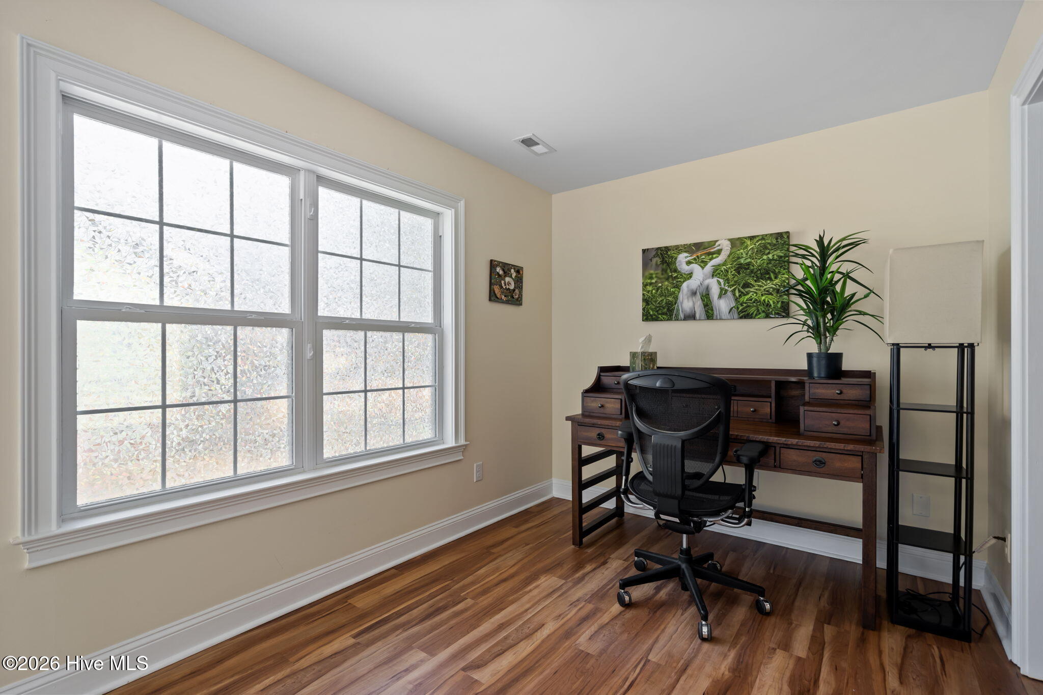 100566759 | Photo 19