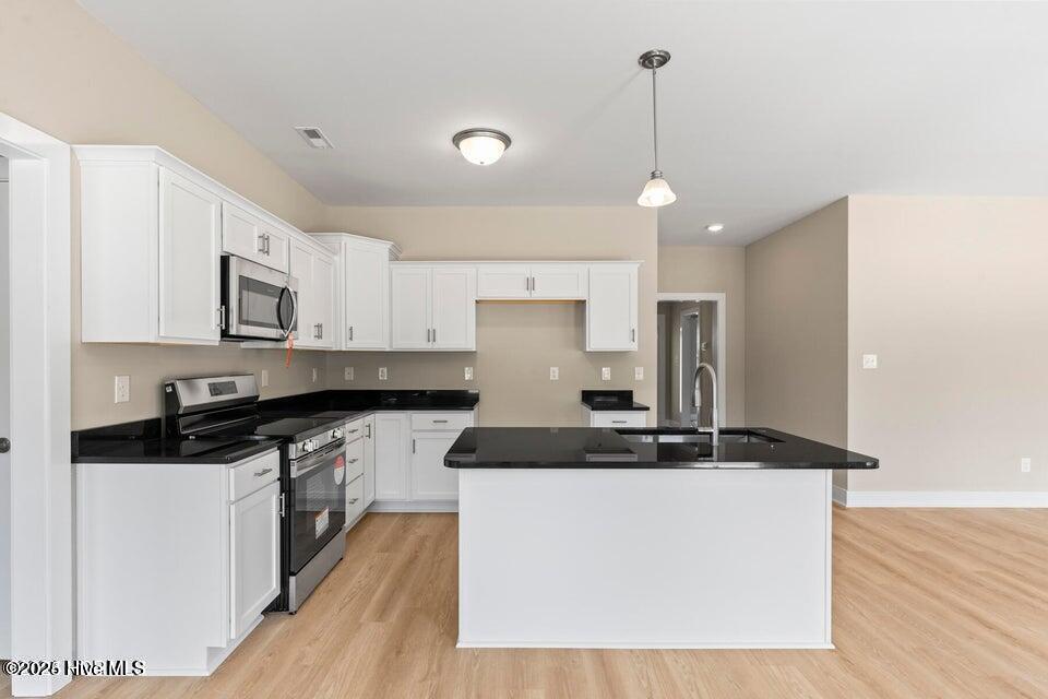 100525735 | Photo 18