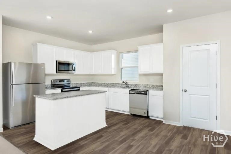 2nd image of 122 Liko Ln, Richmond Hill, GA 31324 | MLS# SA362377