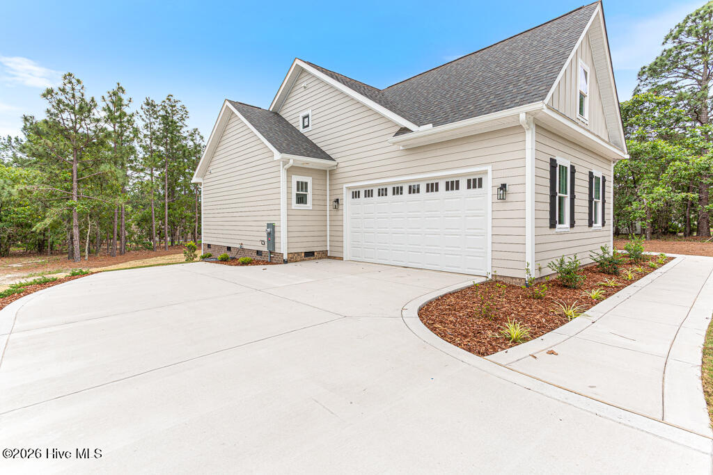 Photo 3 of Single family home for sale at 131 Longleaf Dr, West End, NC 27376 | MLS# 100601166 | Listing updated on 2026-09-04