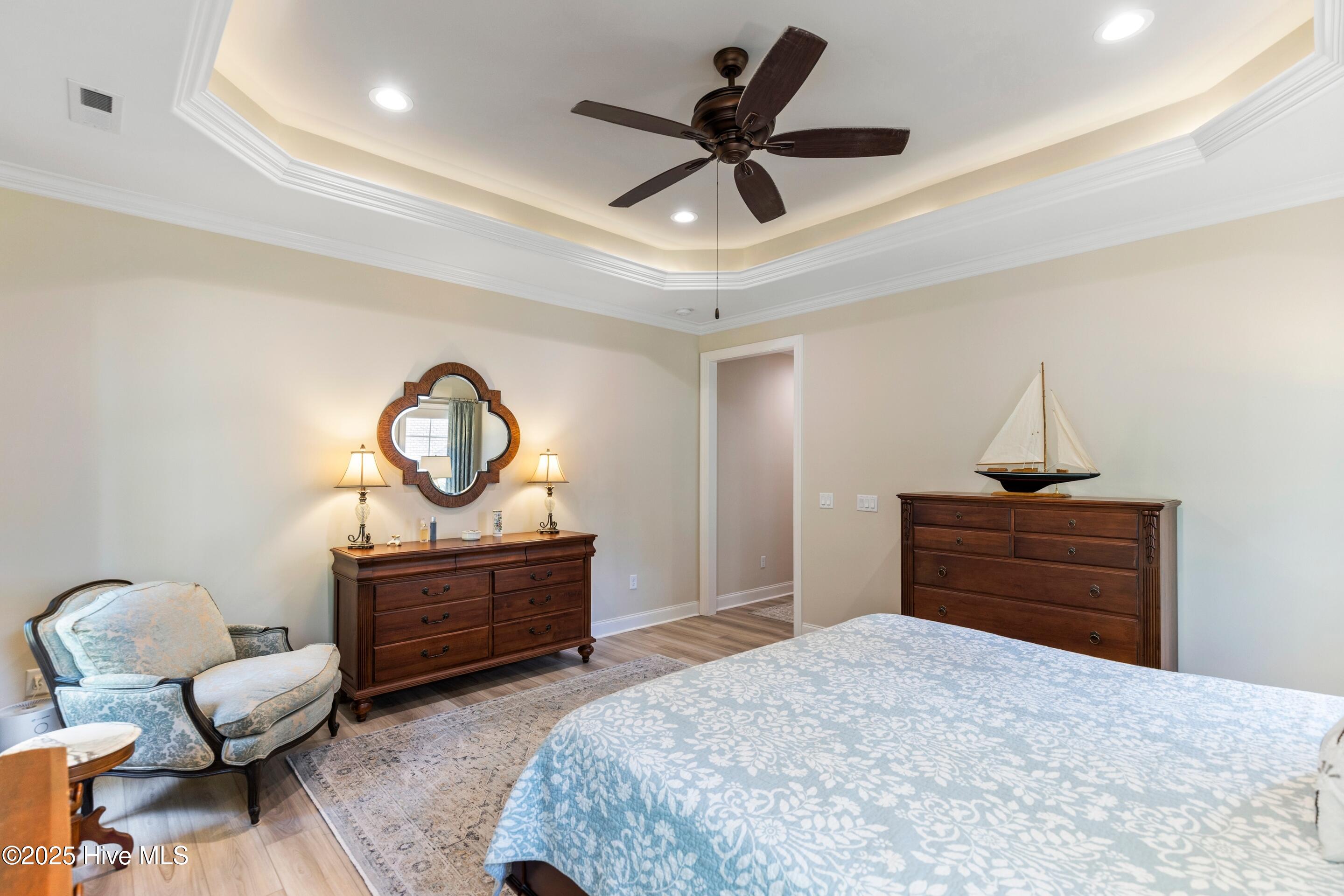 100558361 | Photo 28