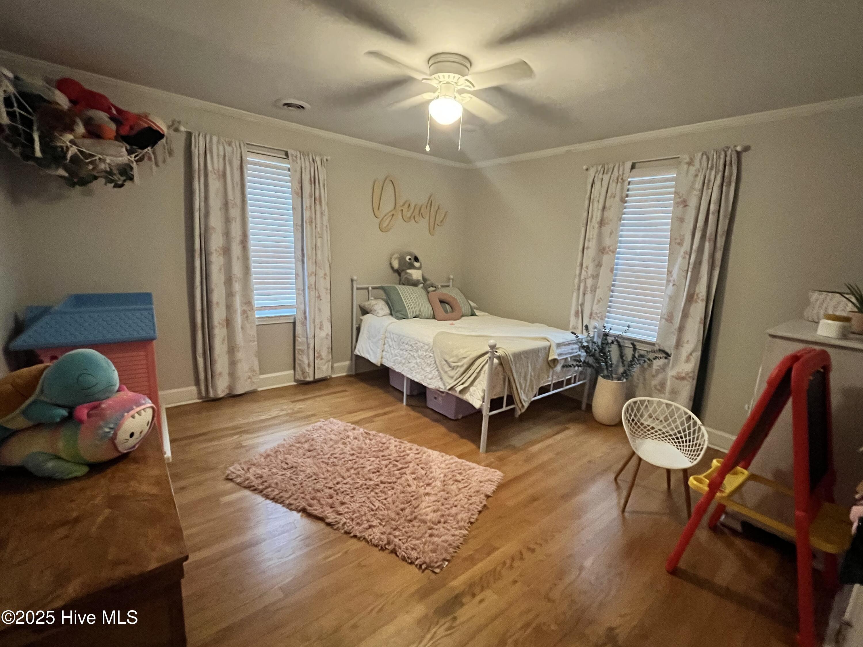 100545553 | Photo 11