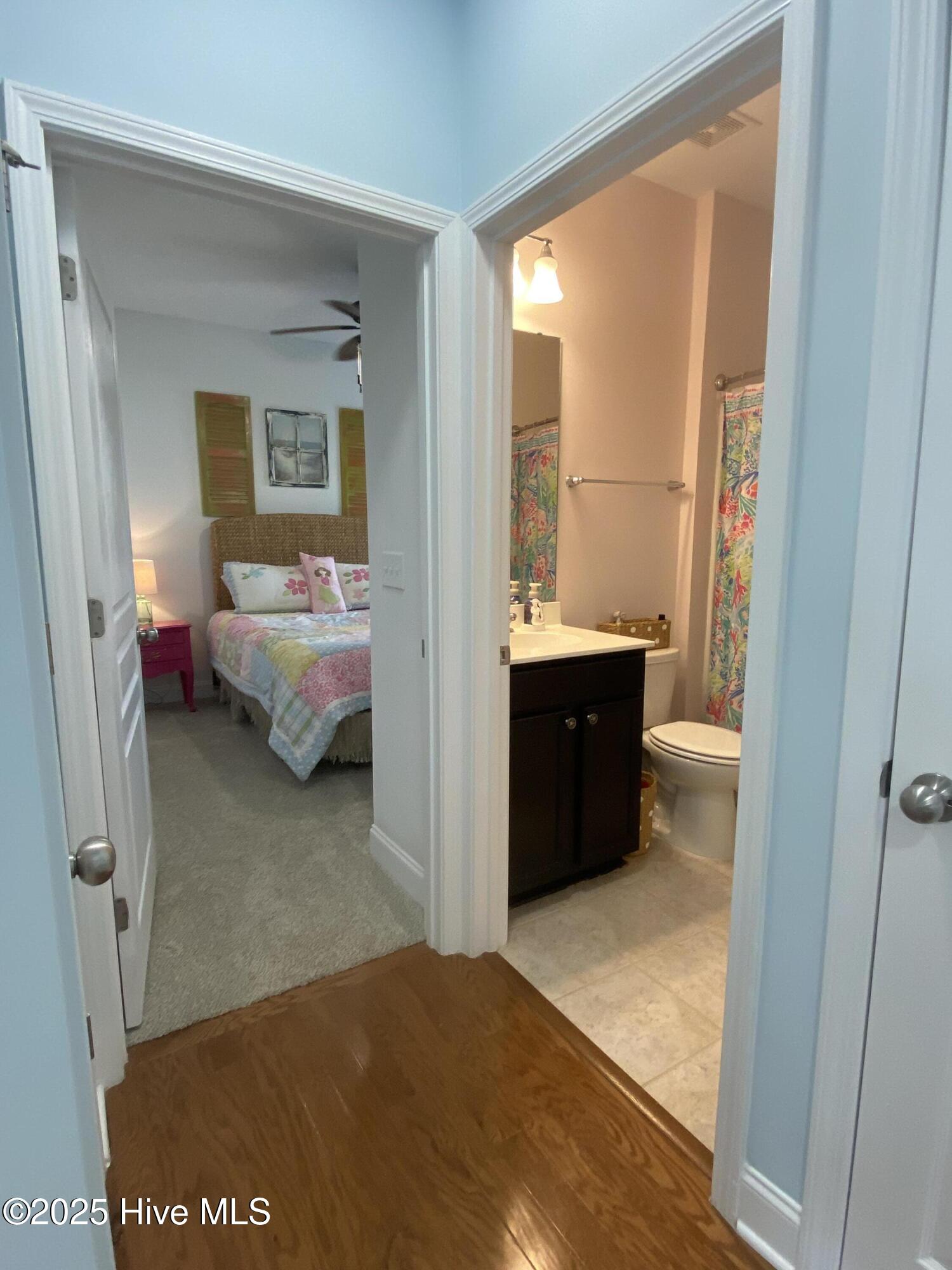 100560600 | Photo 14