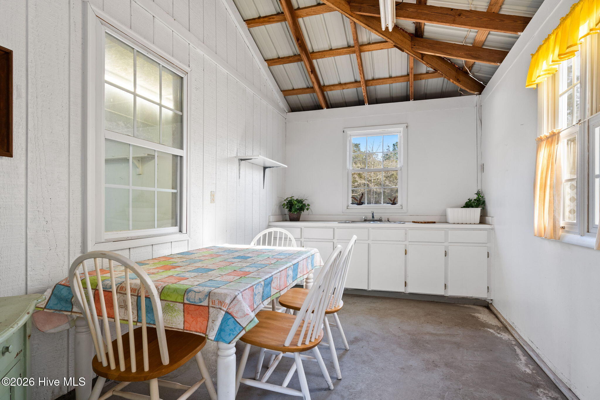 100554530 | Photo 39