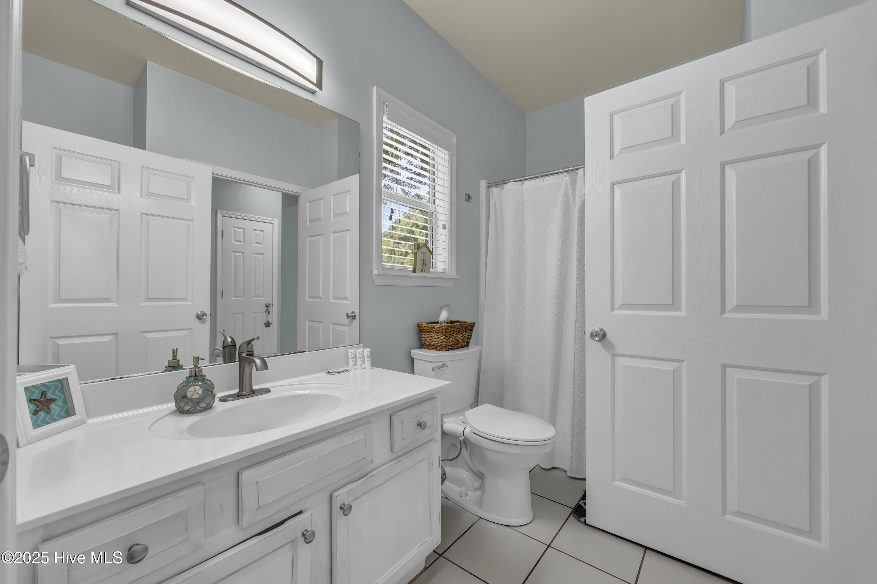 100527384 | Photo 14