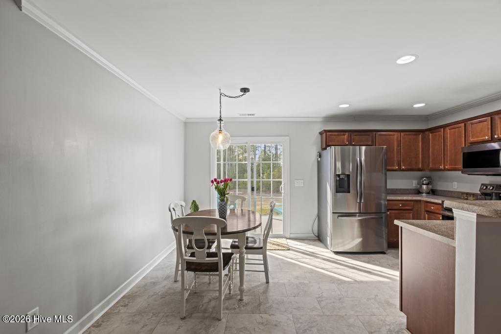 100555022 | Photo 10