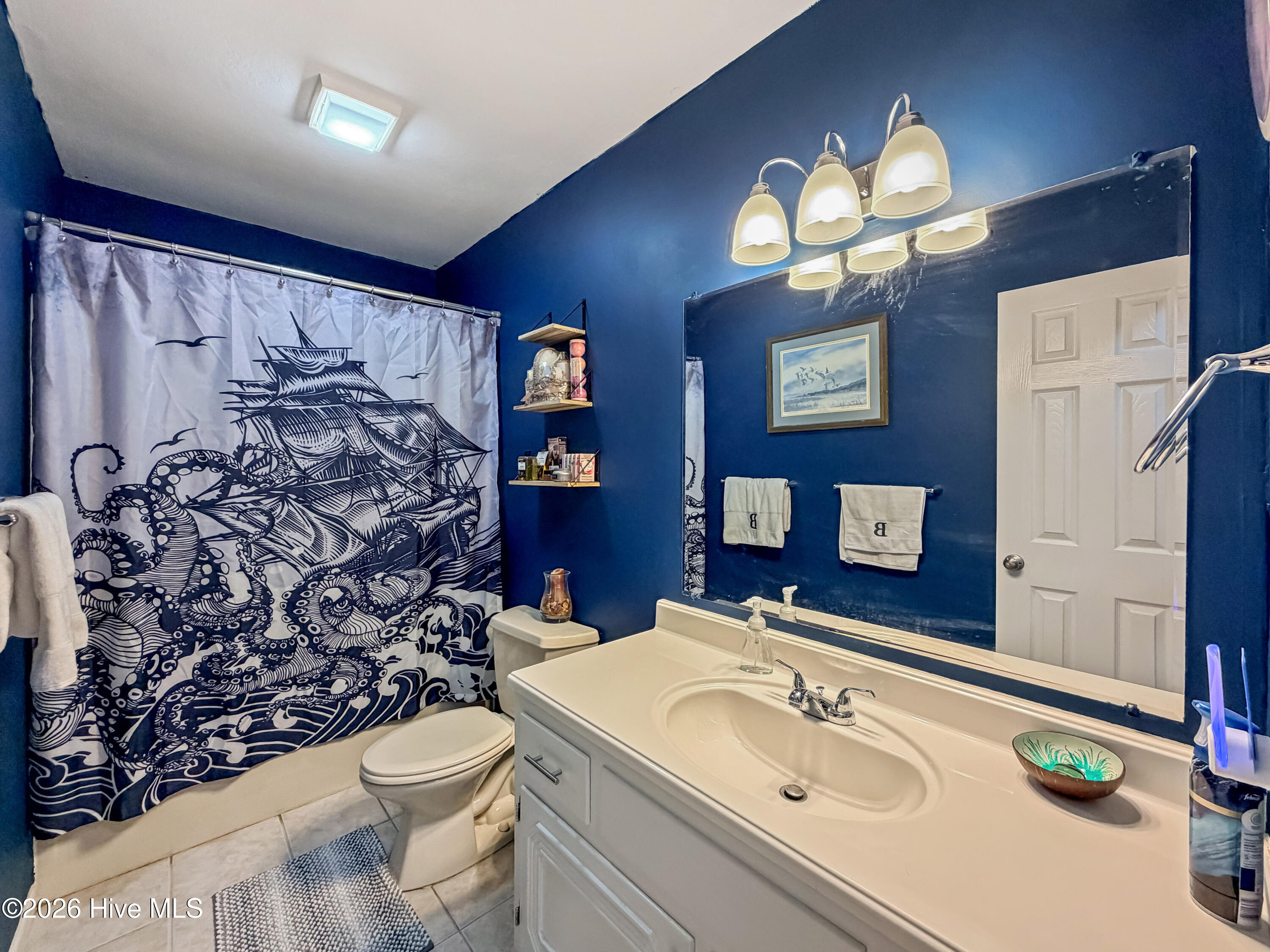 100564725 | Photo 18