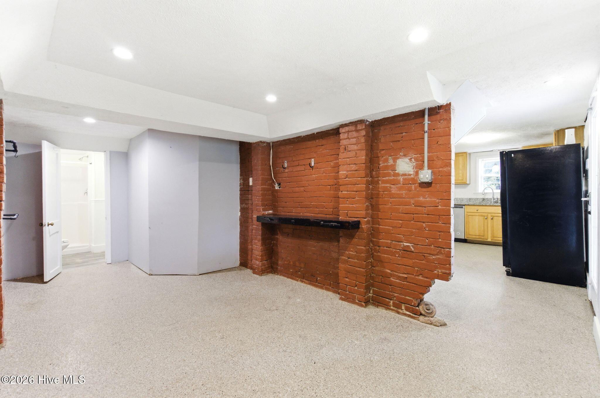 100565757 | Photo 58