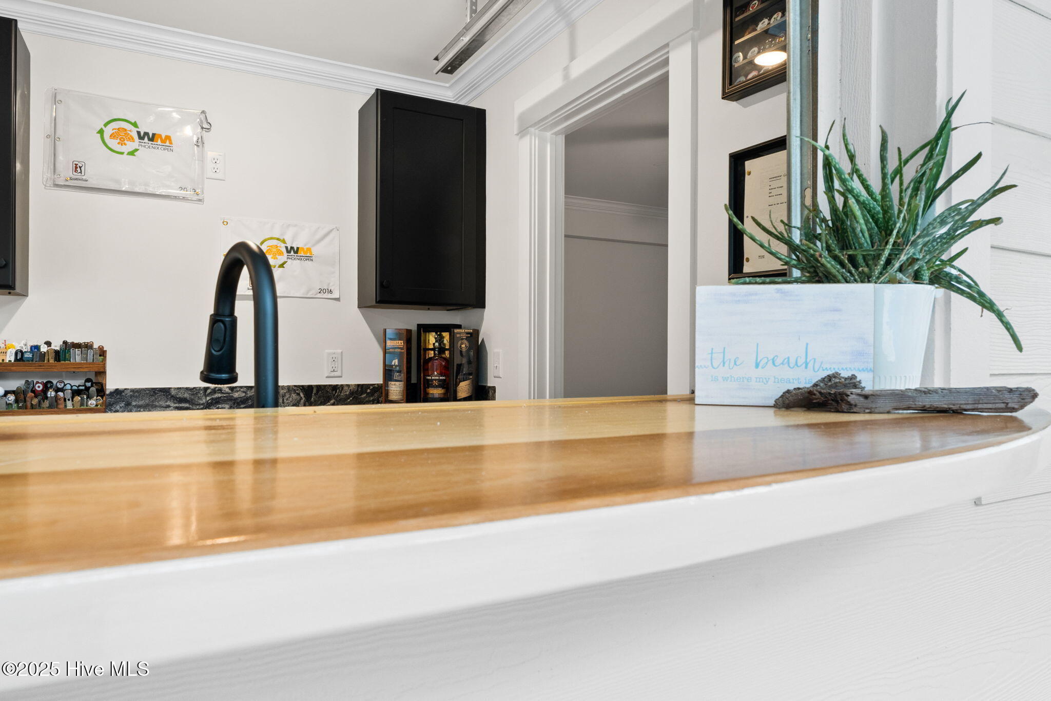 100559638 | Photo 23