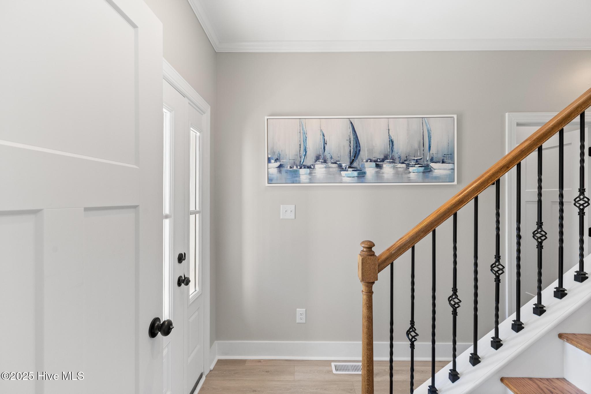 100498543 | Photo 38