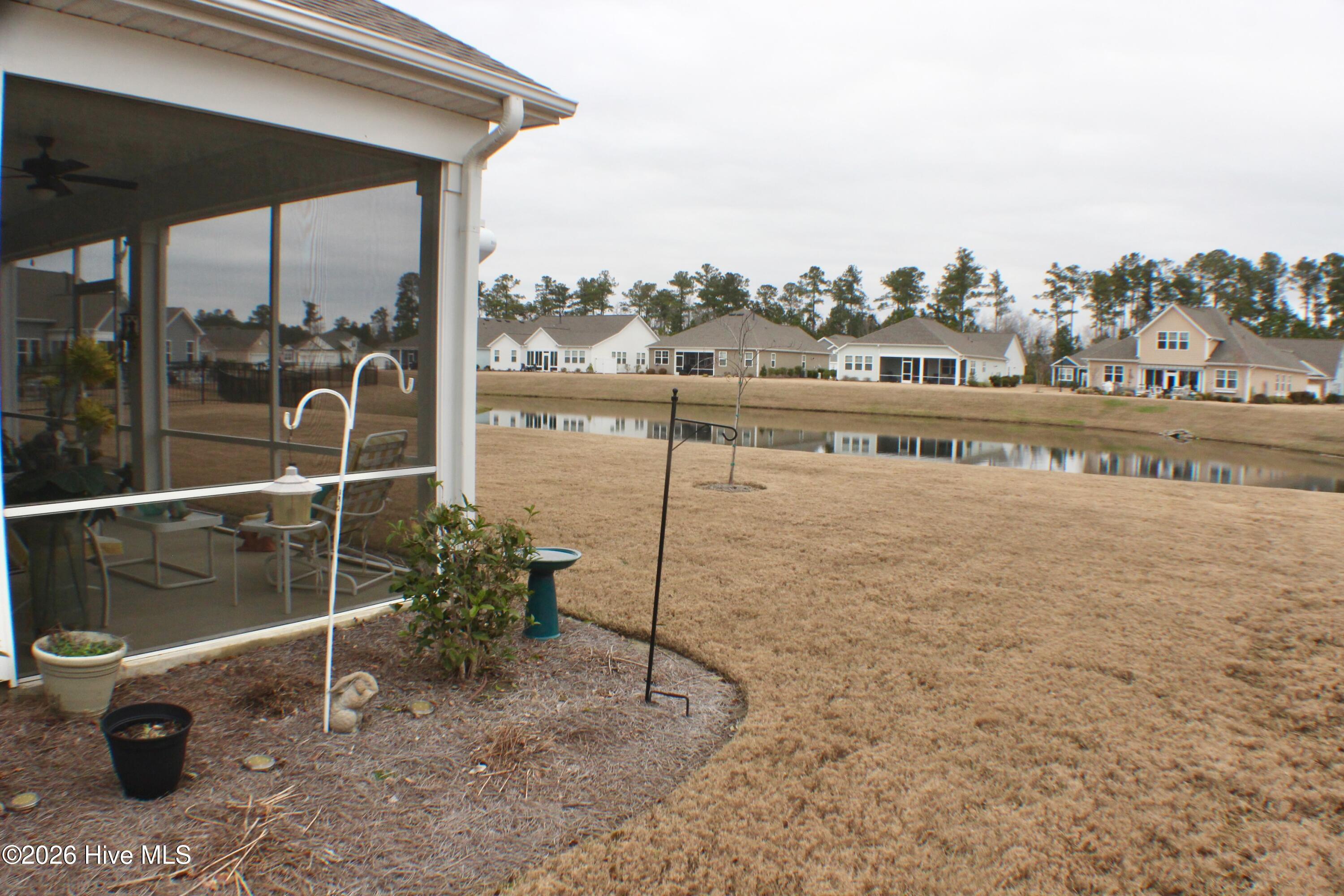 100557593 | Photo 32