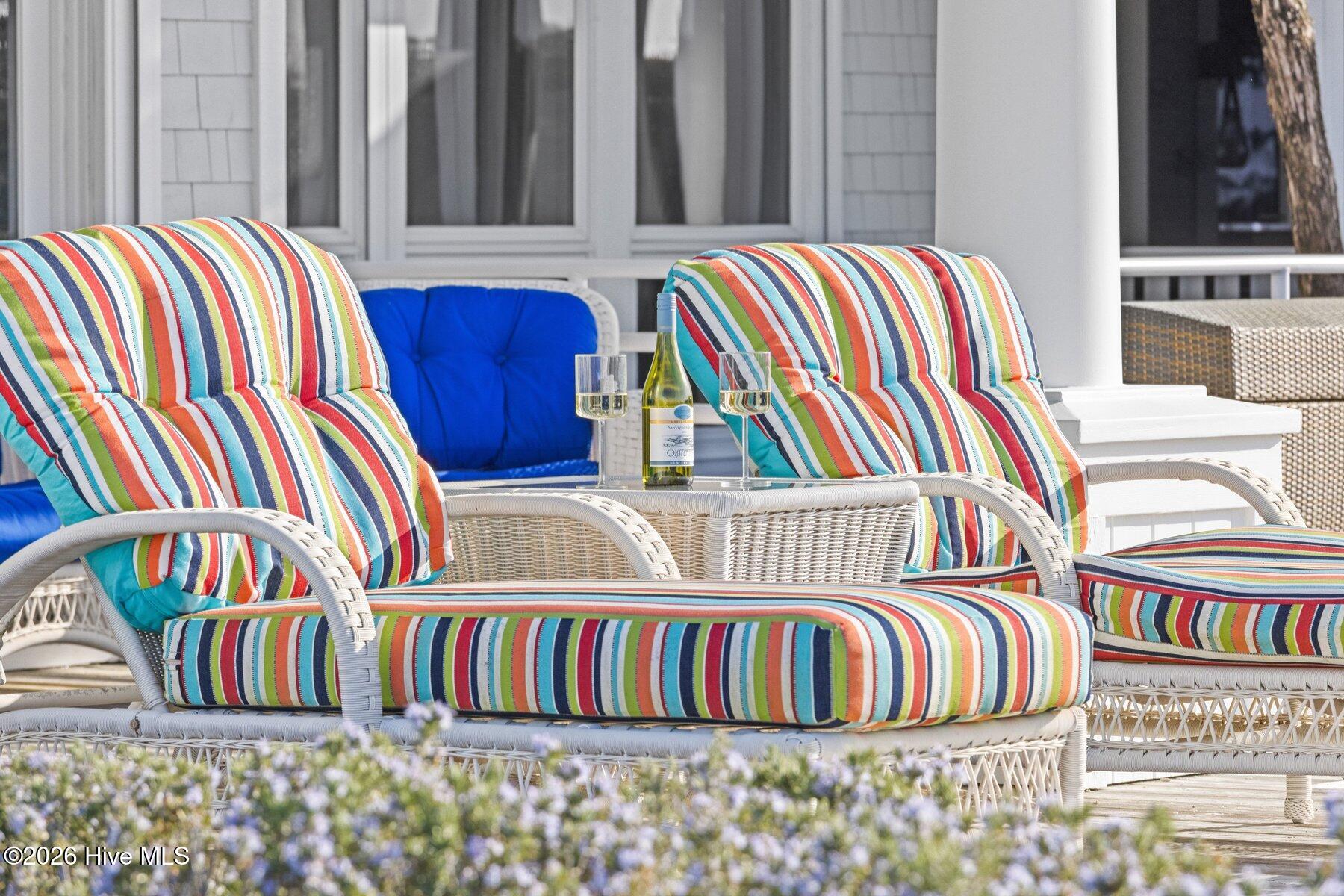 100558974 | Photo 49