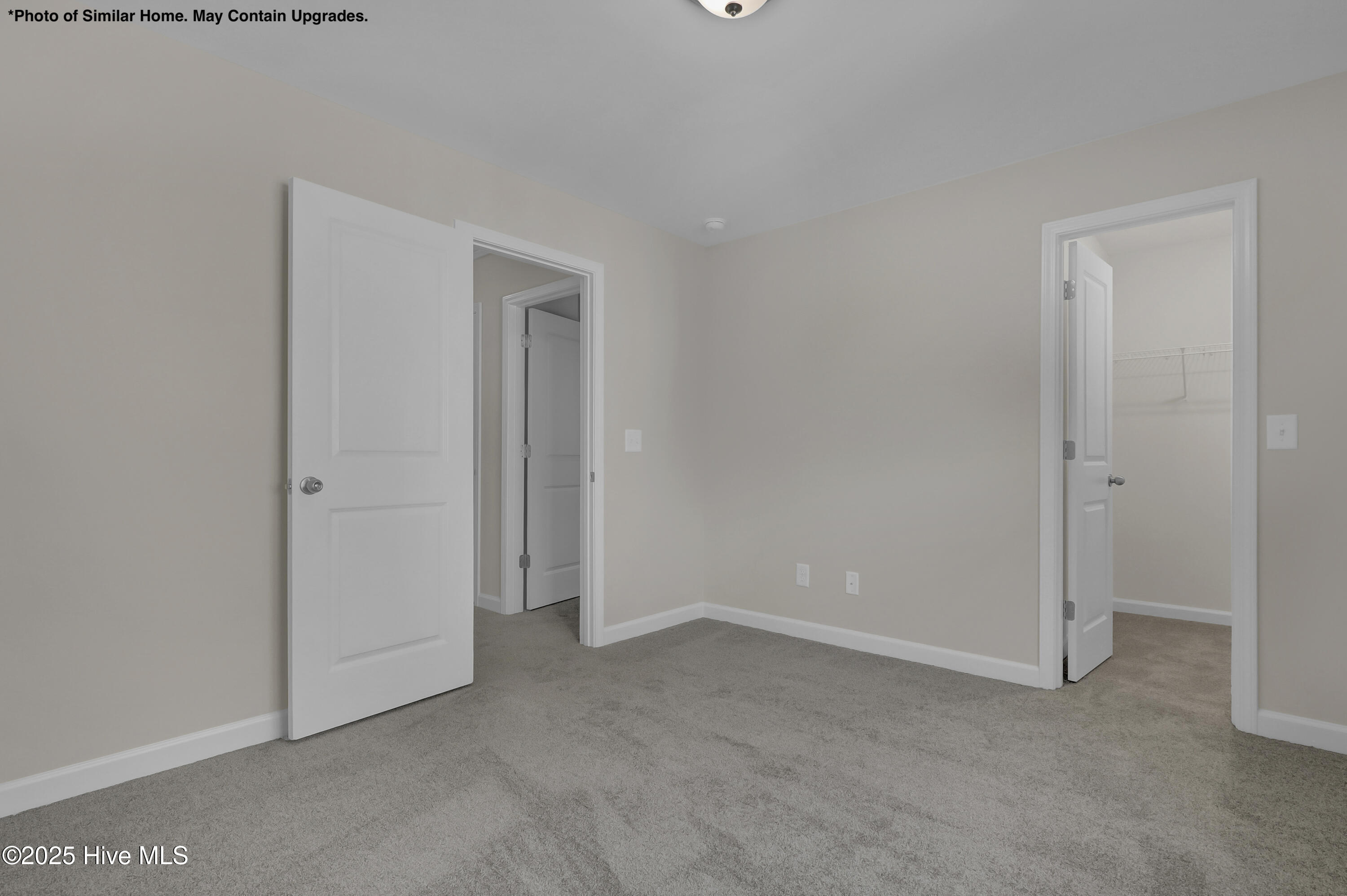 100514032 | Photo 26