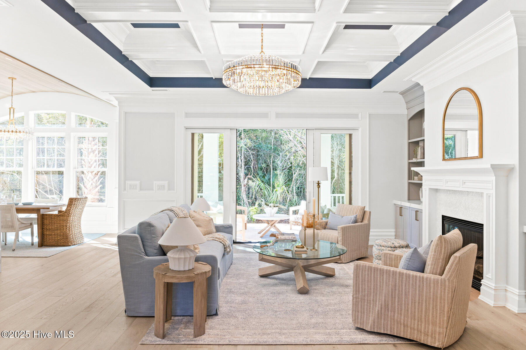 100401243 | Photo 16