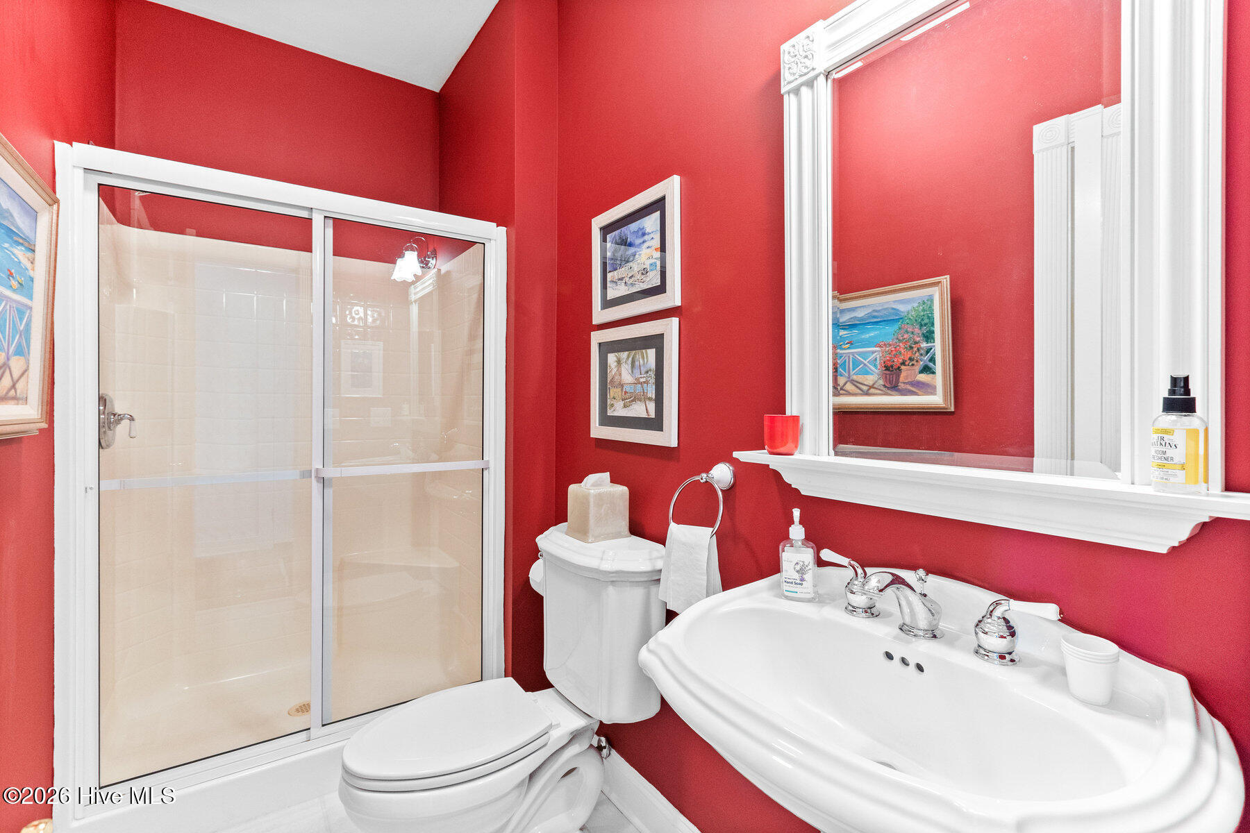 100558042 | Photo 34