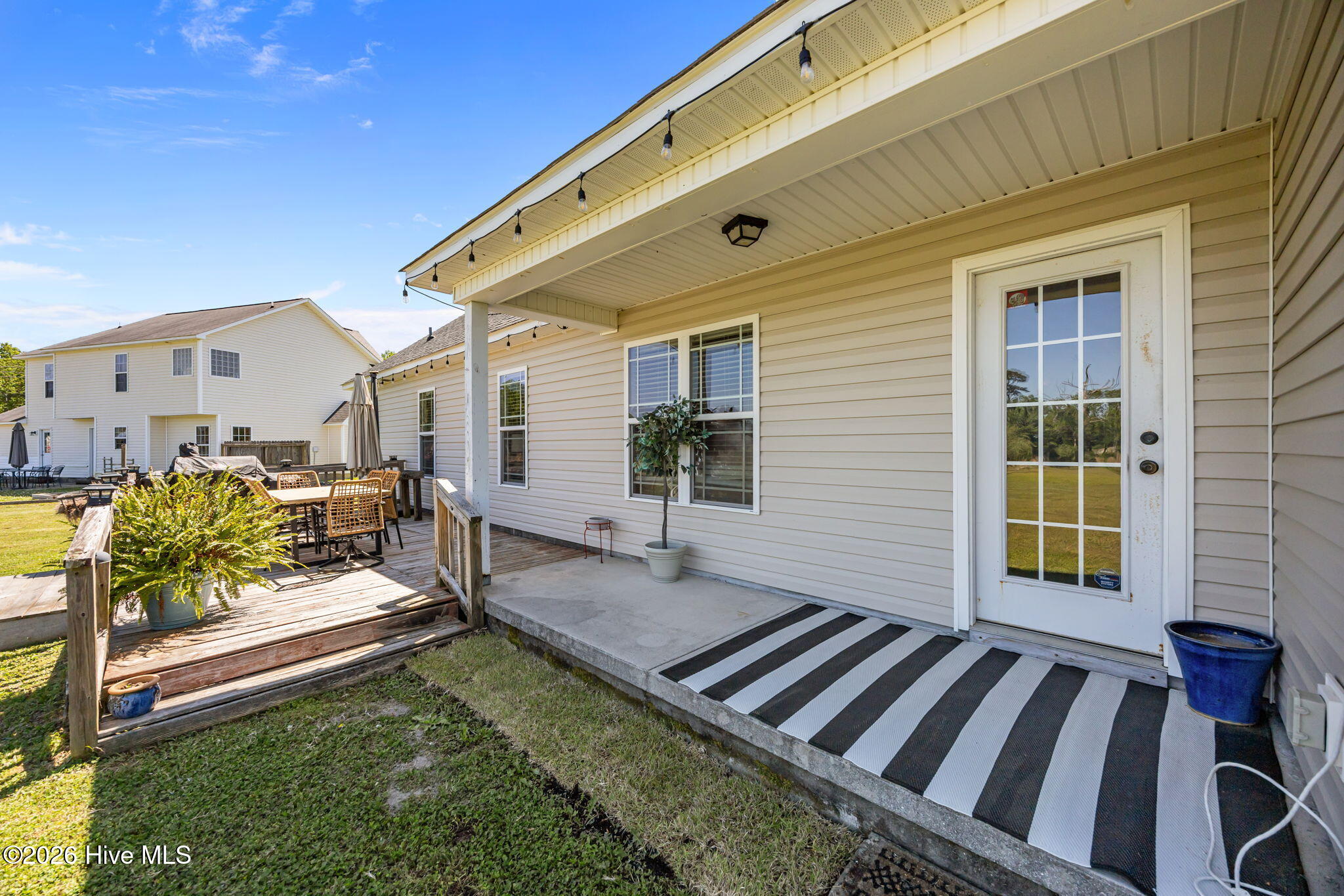 100567595 | Photo 27