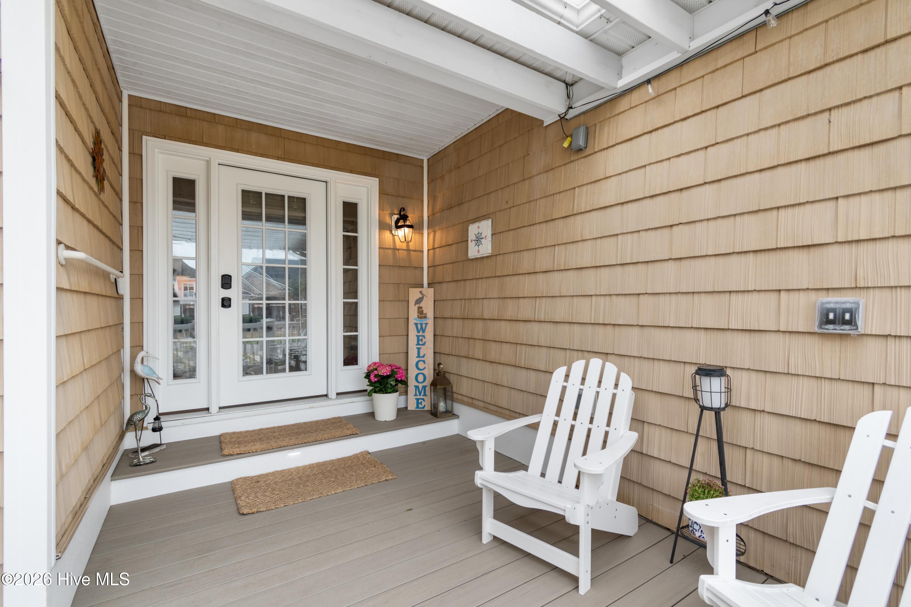 100558104 | Photo 18