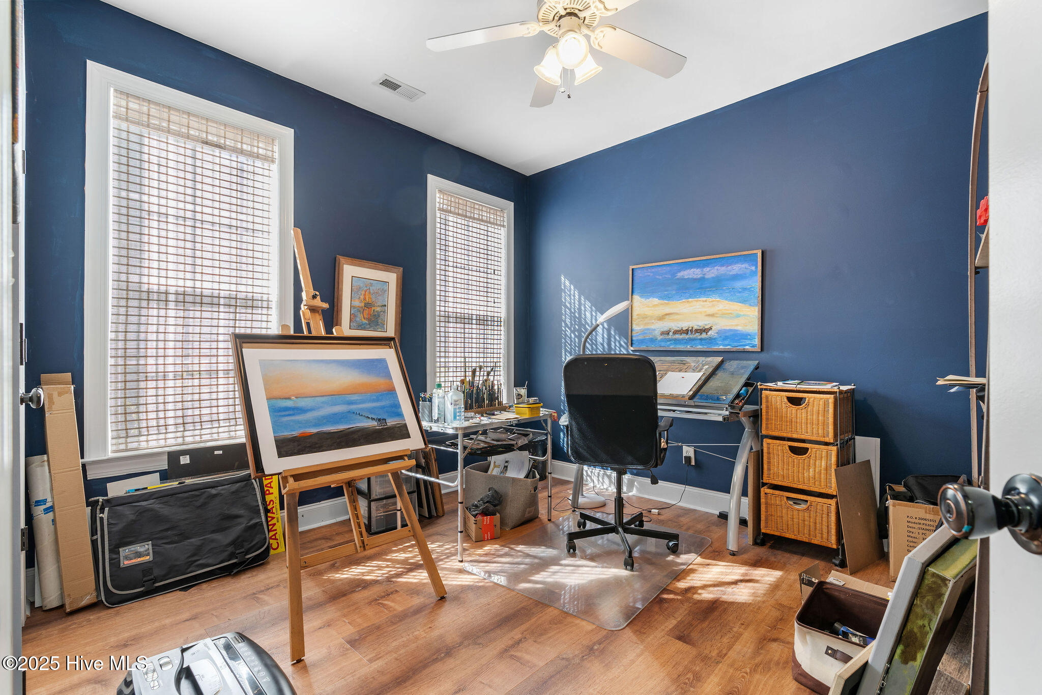 100542530 | Photo 41