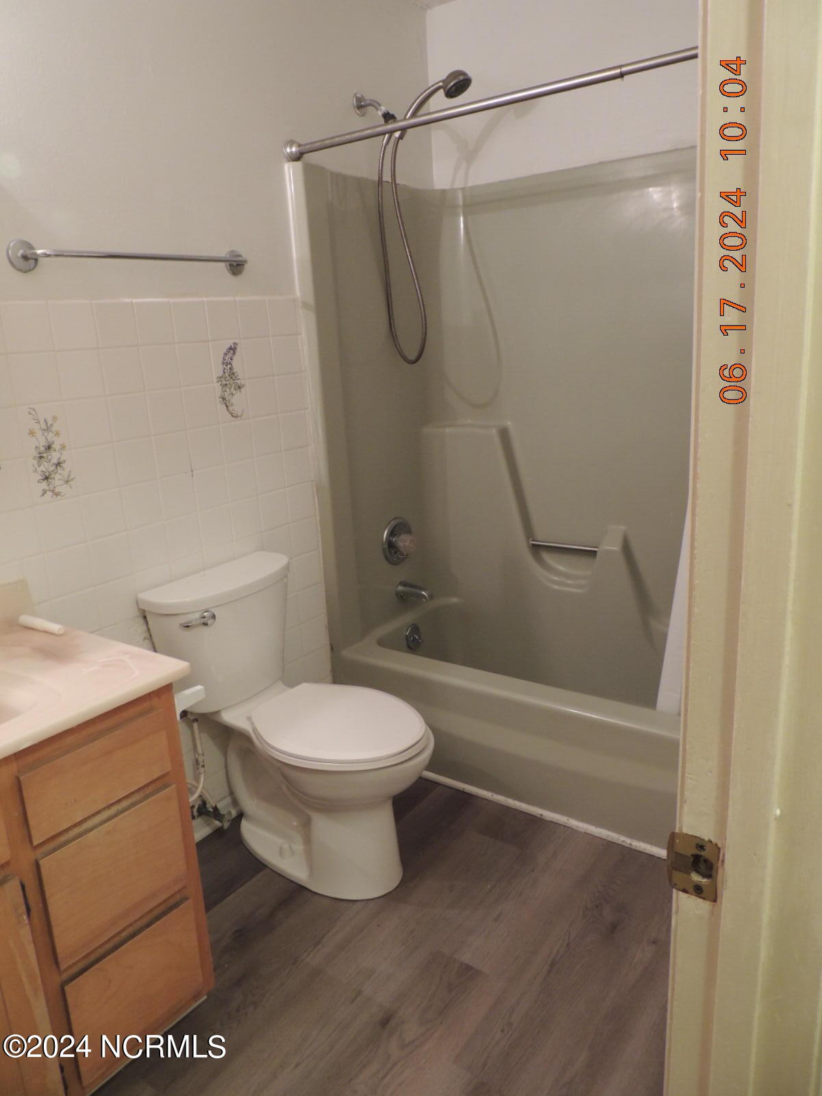 100450812 | Photo 27