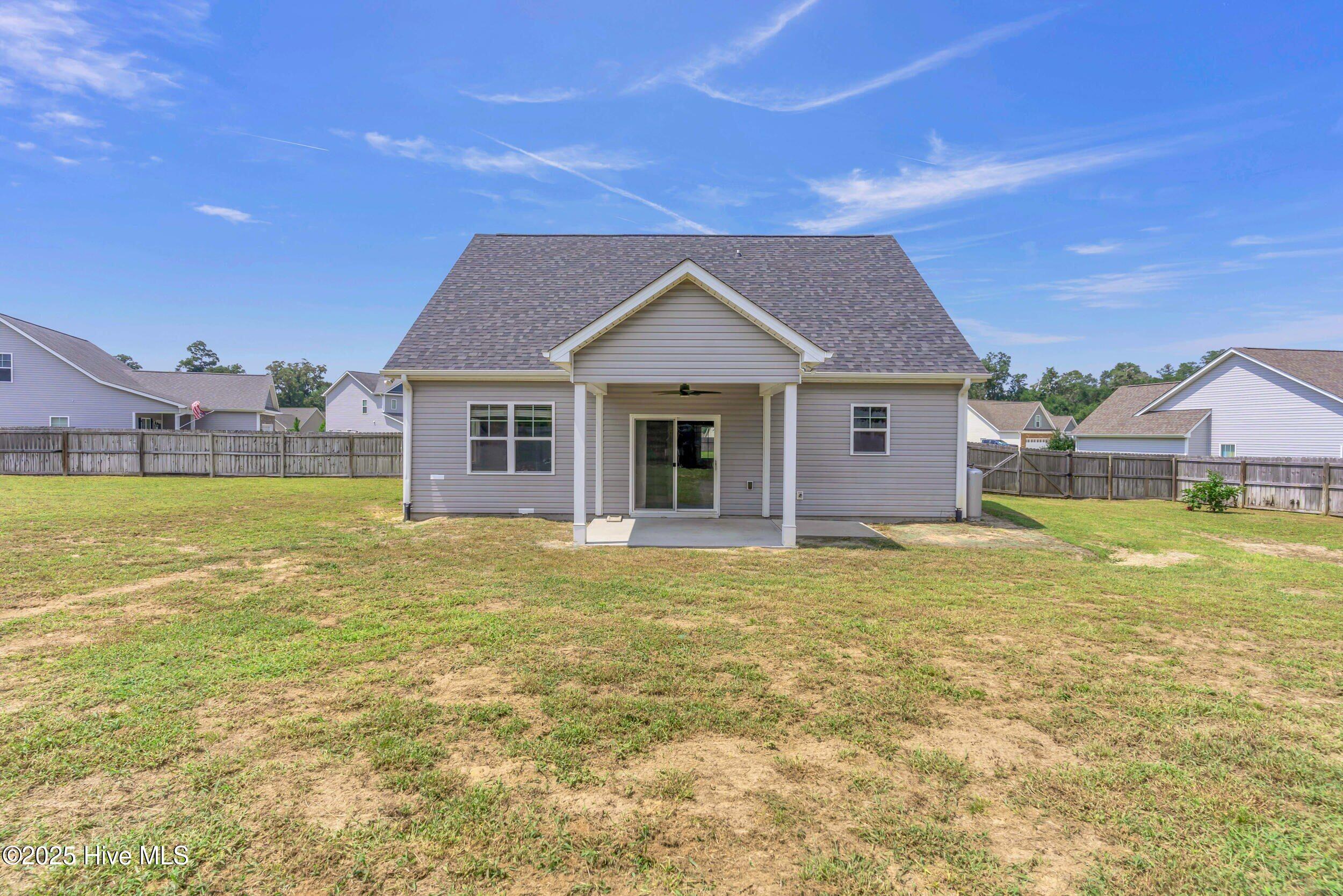 100526373 | Photo 28