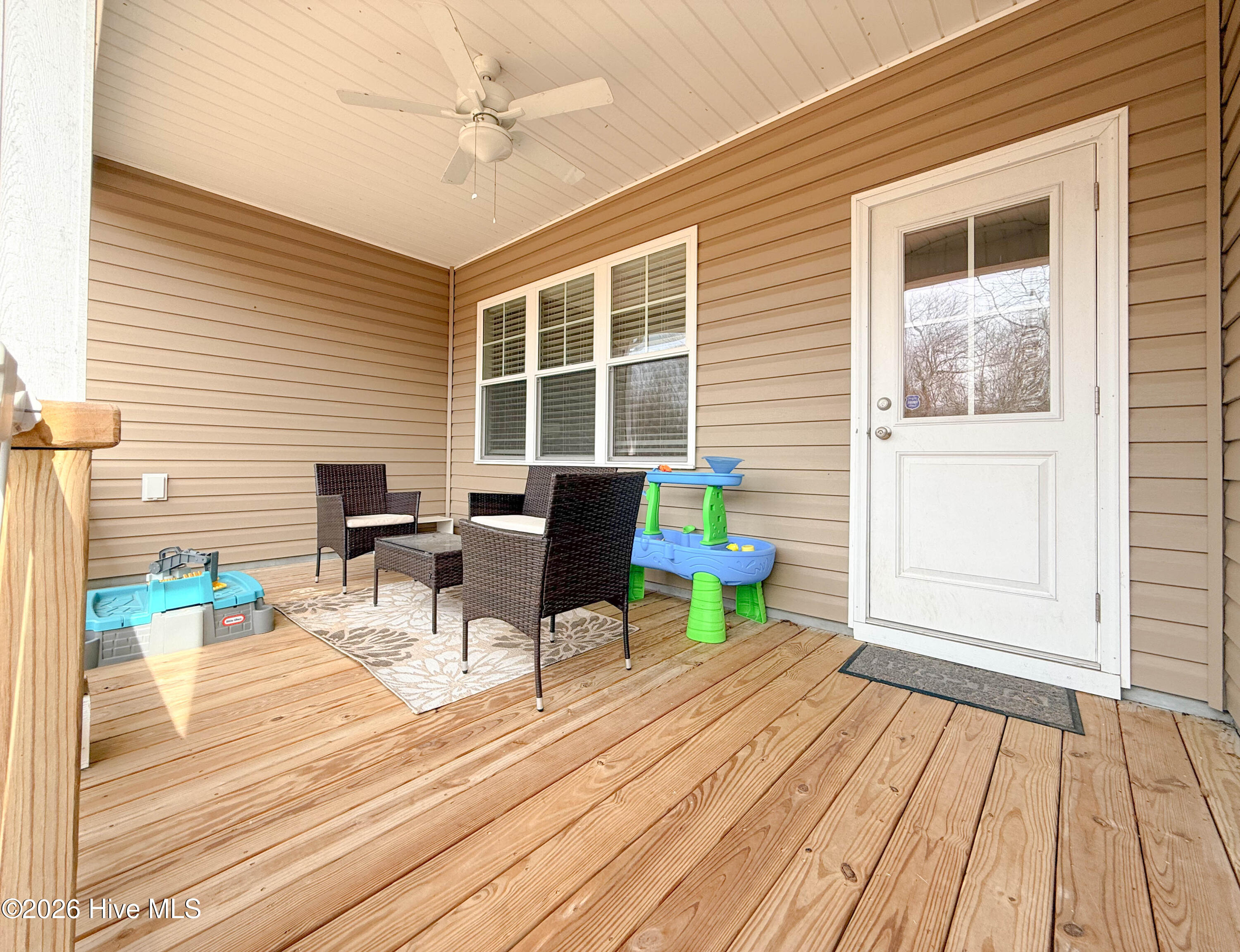 100560693 | Photo 73