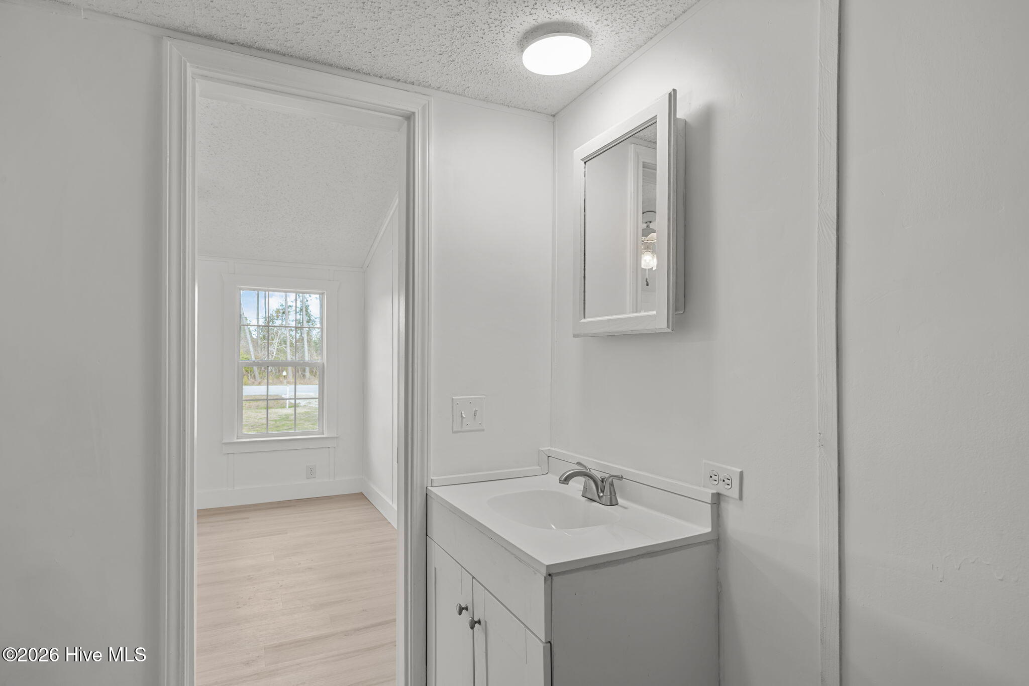 4113 N Highway 101,Newport