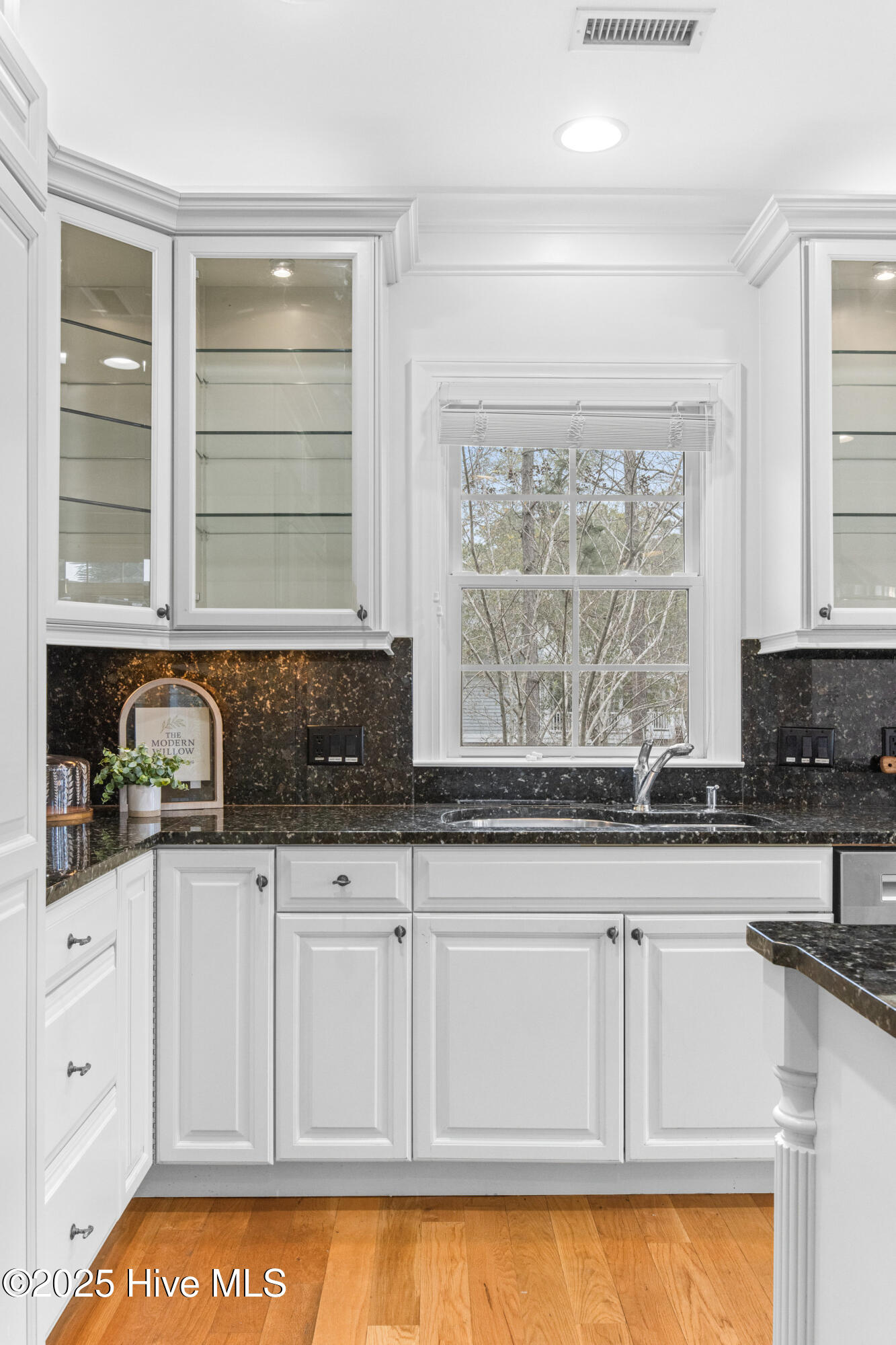 100544952 | Photo 20