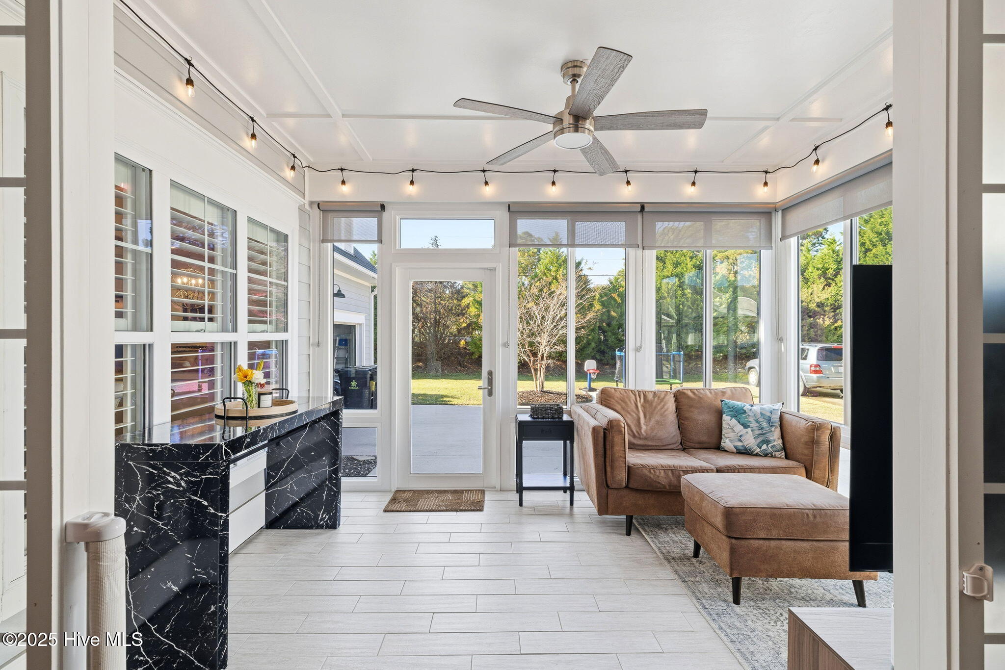 100540191 | Photo 39