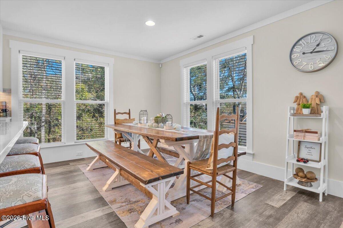 100550591 | Photo 17