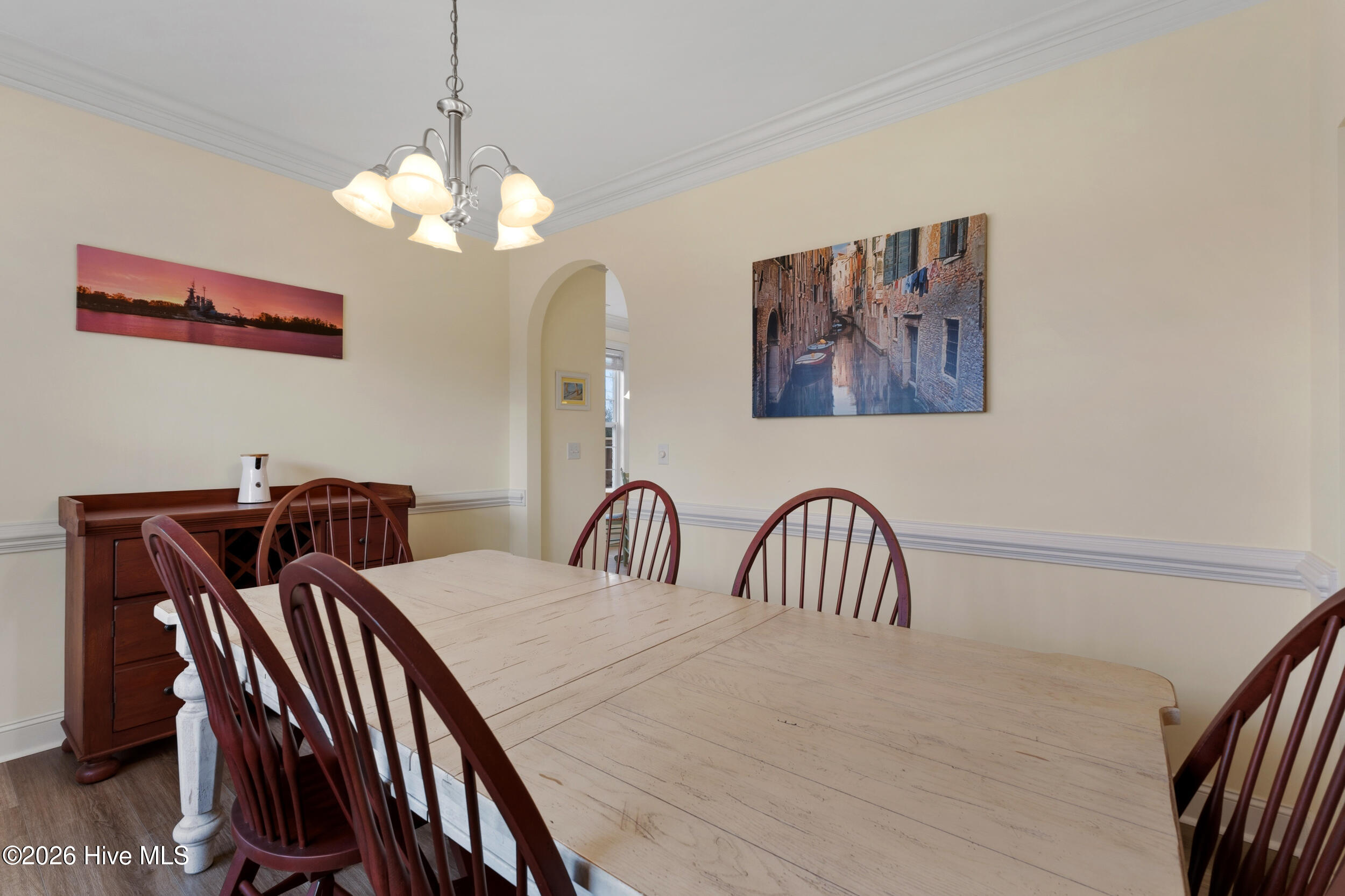 100557149 | Photo 10