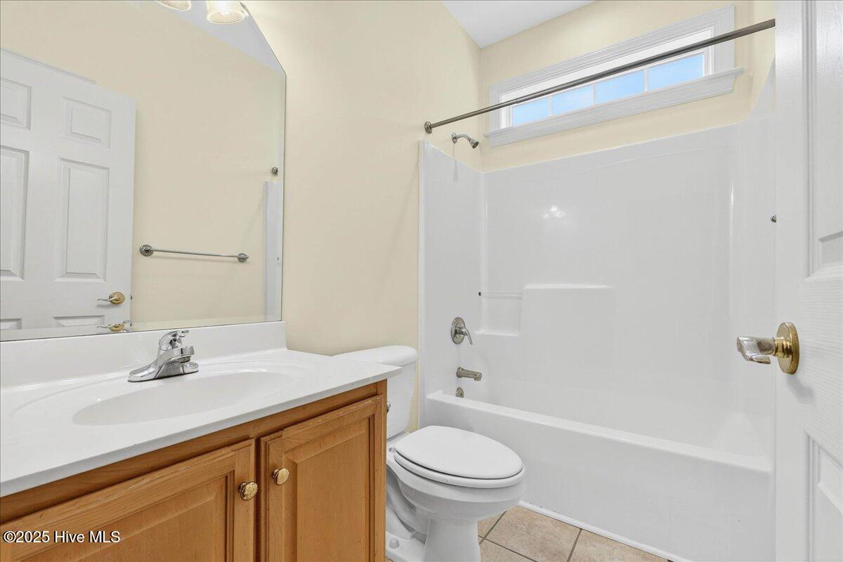 100519877 | Photo 34