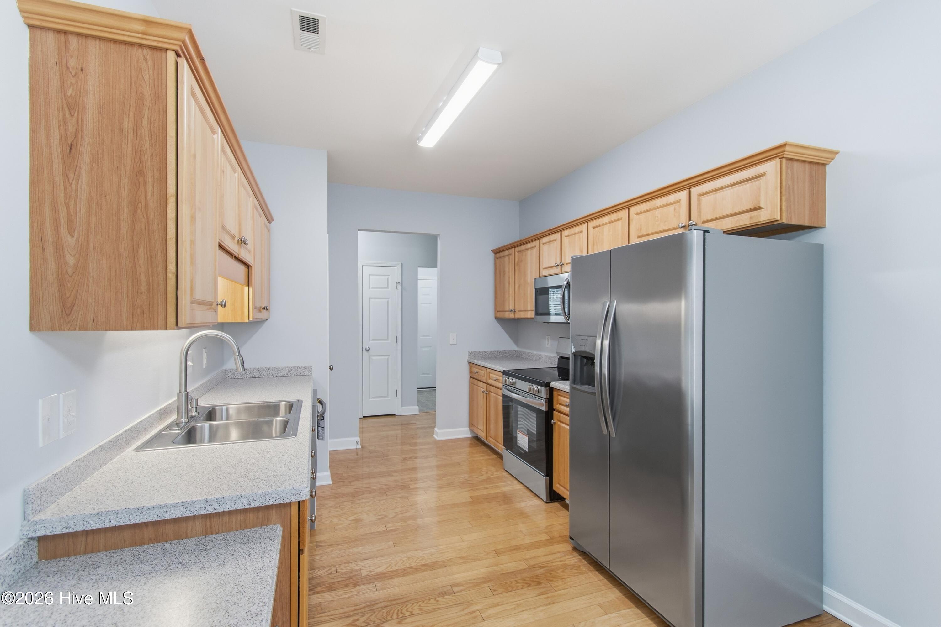 100555748 | Photo 29