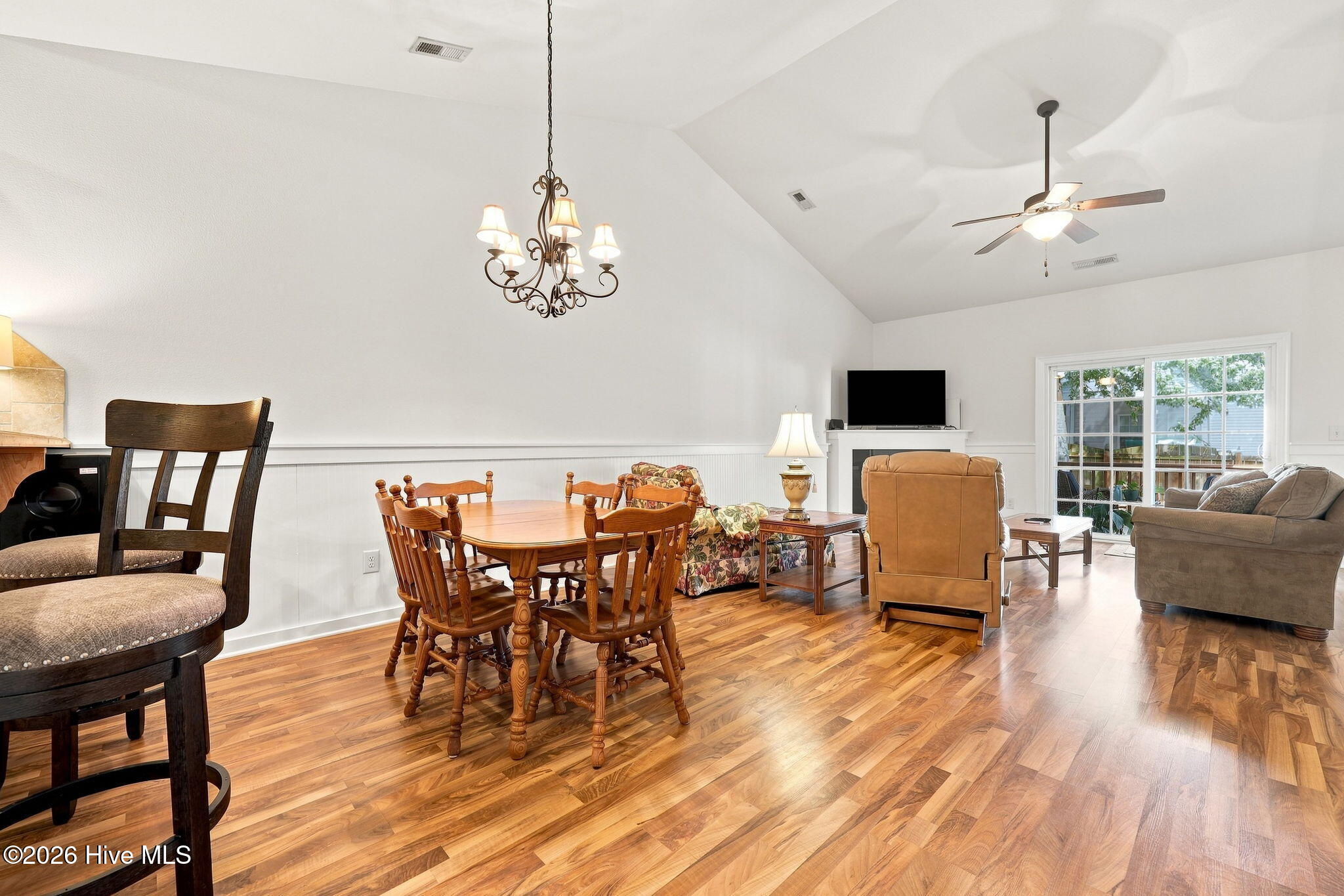 Exterior photo of 2205 Dovedale Drive B, Greenville, NC 27834. MLS: 100599066