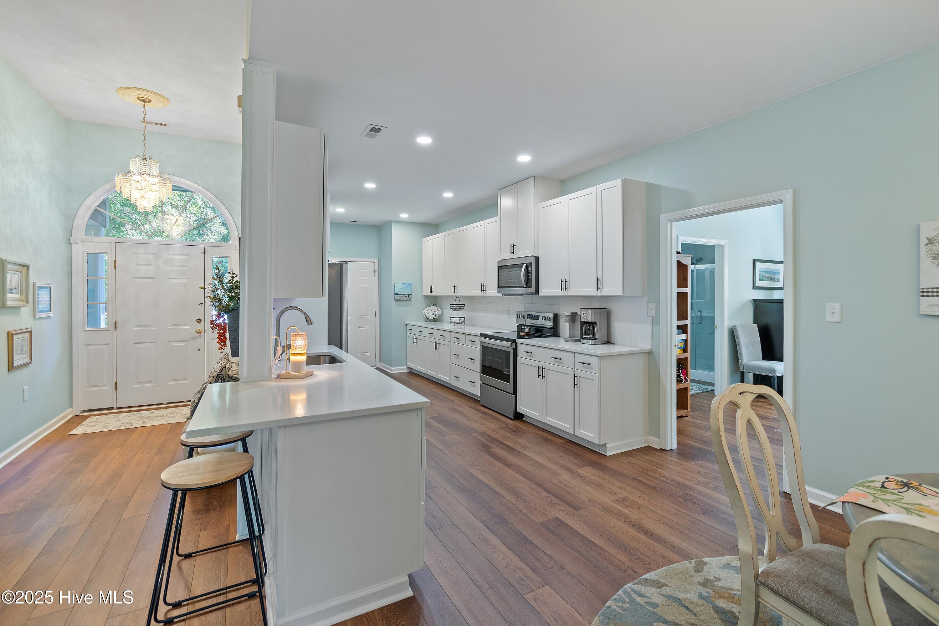 100529208 | Photo 15