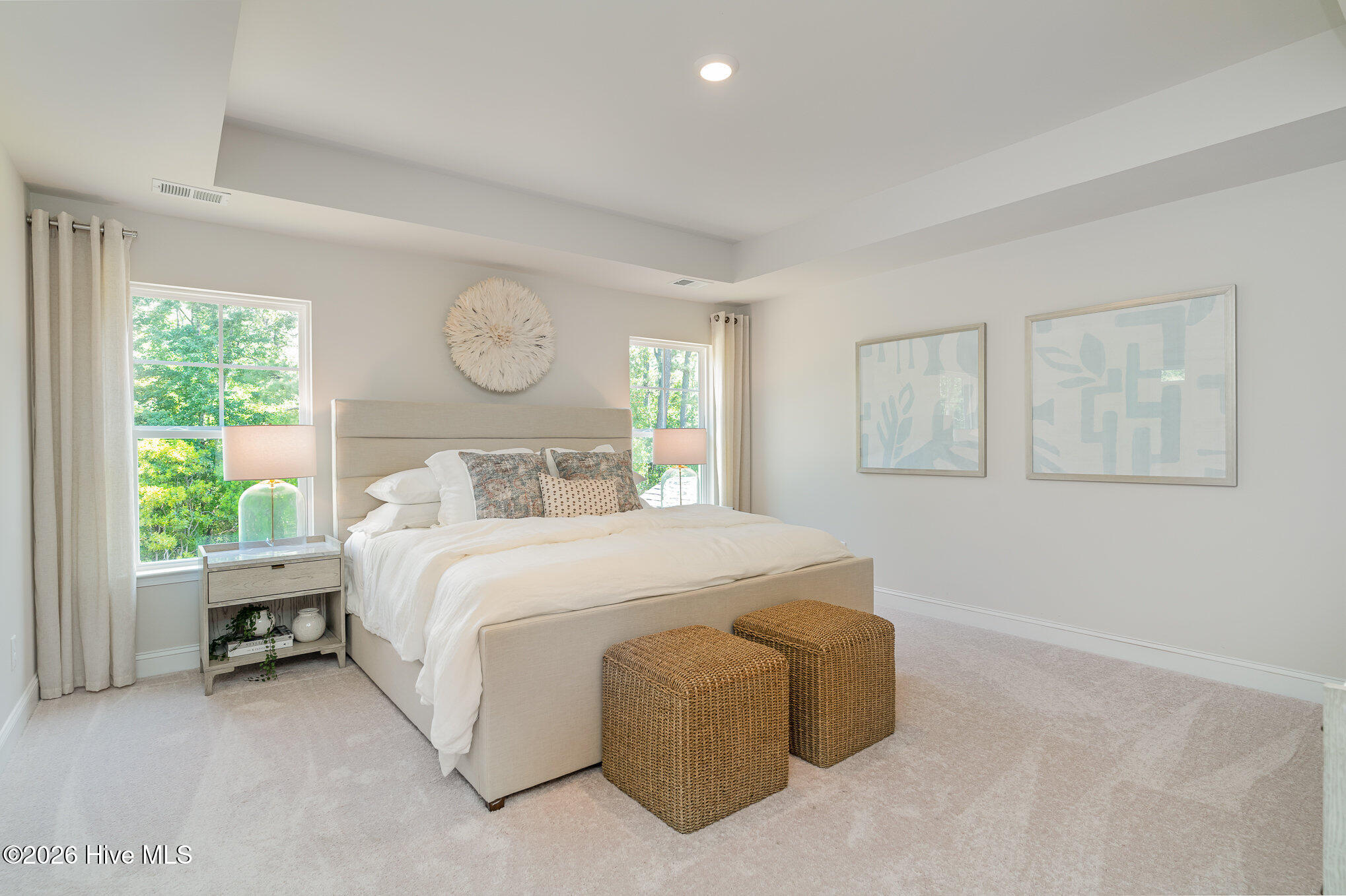 100565475 | Photo 21