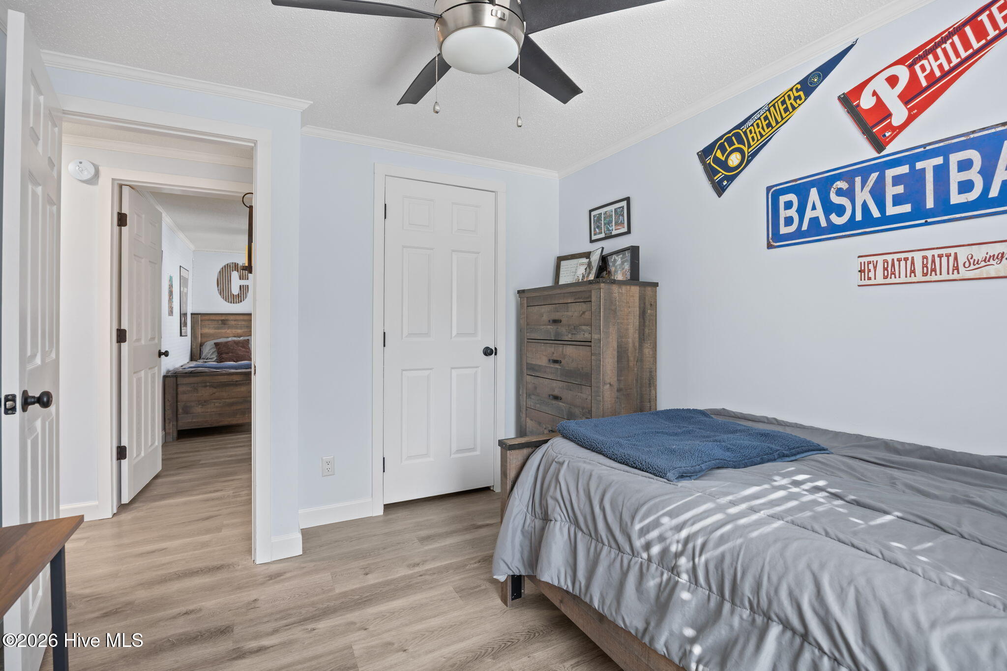 100560111 | Photo 33