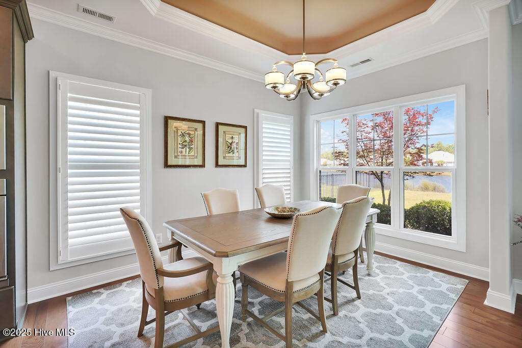 100534763 | Photo 20