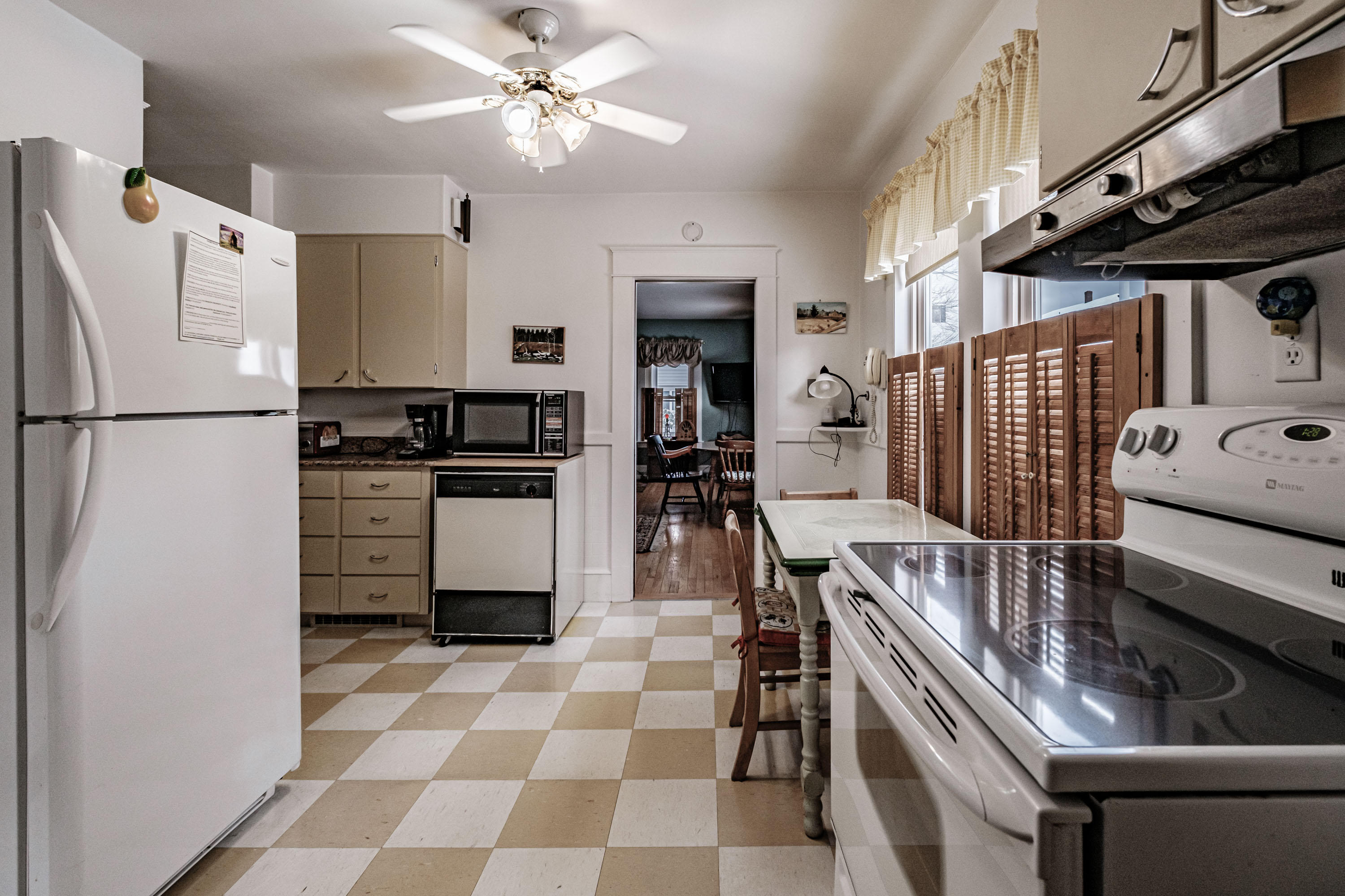 435 Knox Street, Rumford, ME, 04276-2109