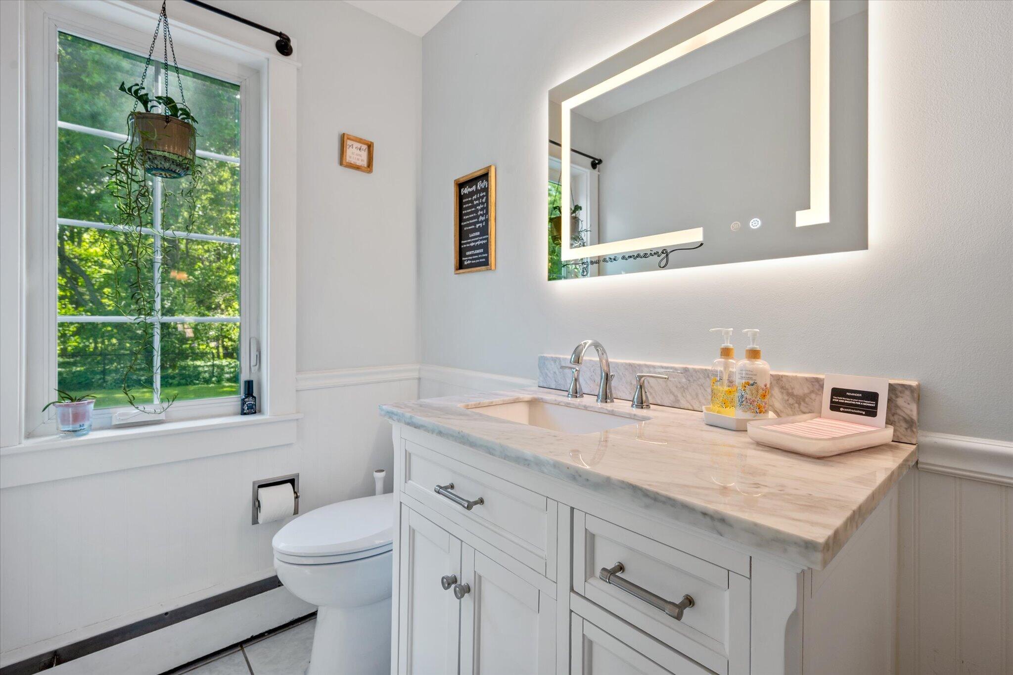 11-Bathroom