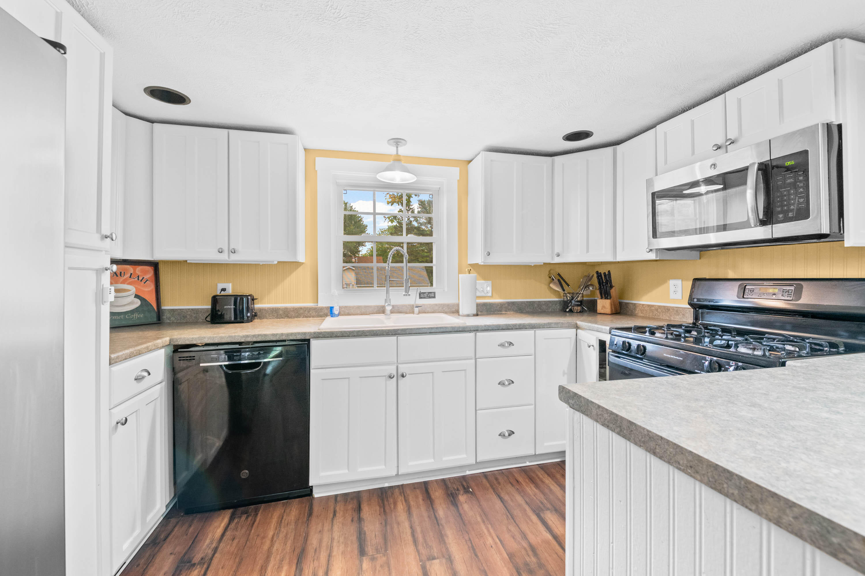 998 Lewiston Road, West Gardiner, ME, 04345