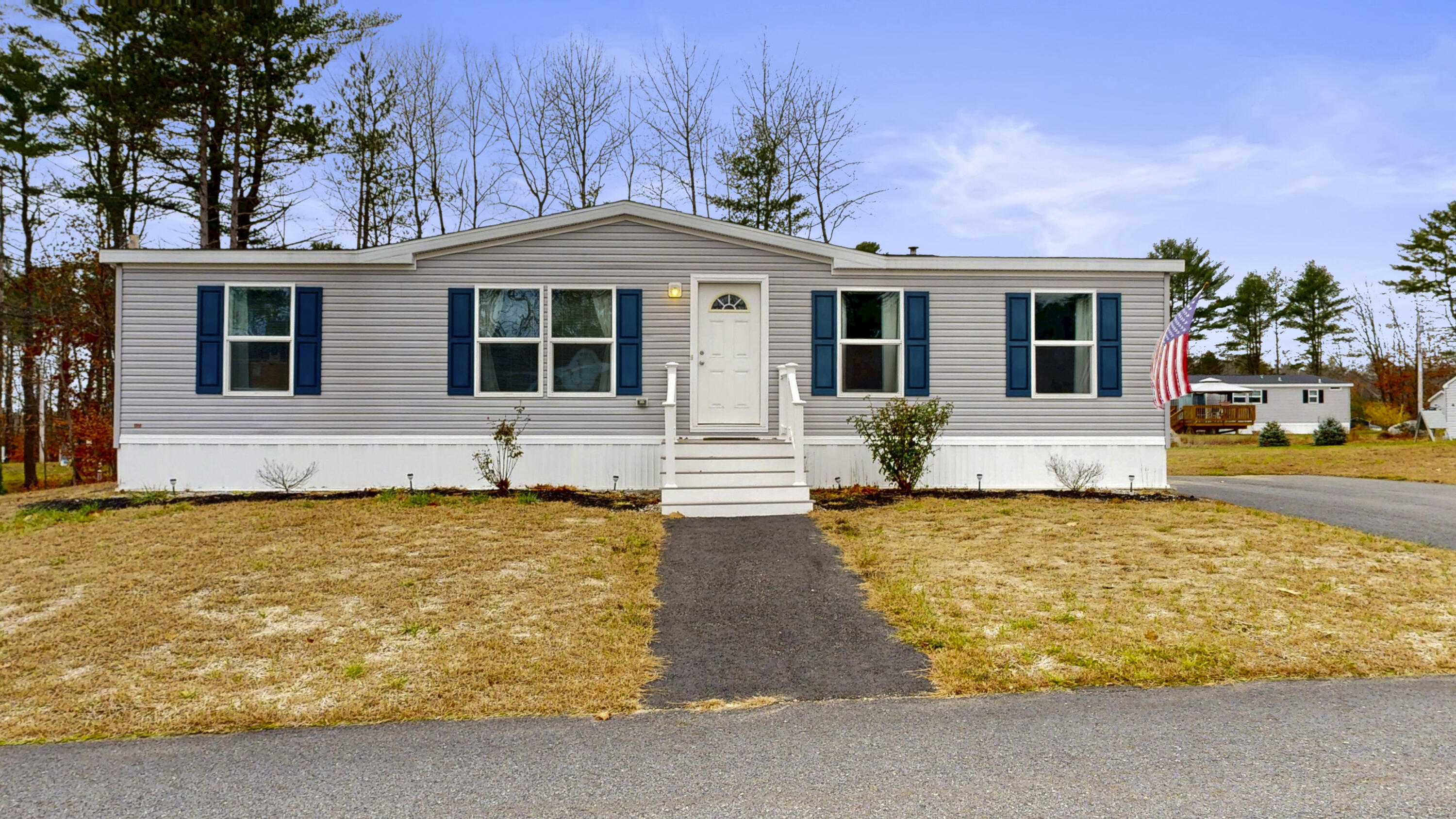 11 Trent Drive, Lisbon, ME, 04250