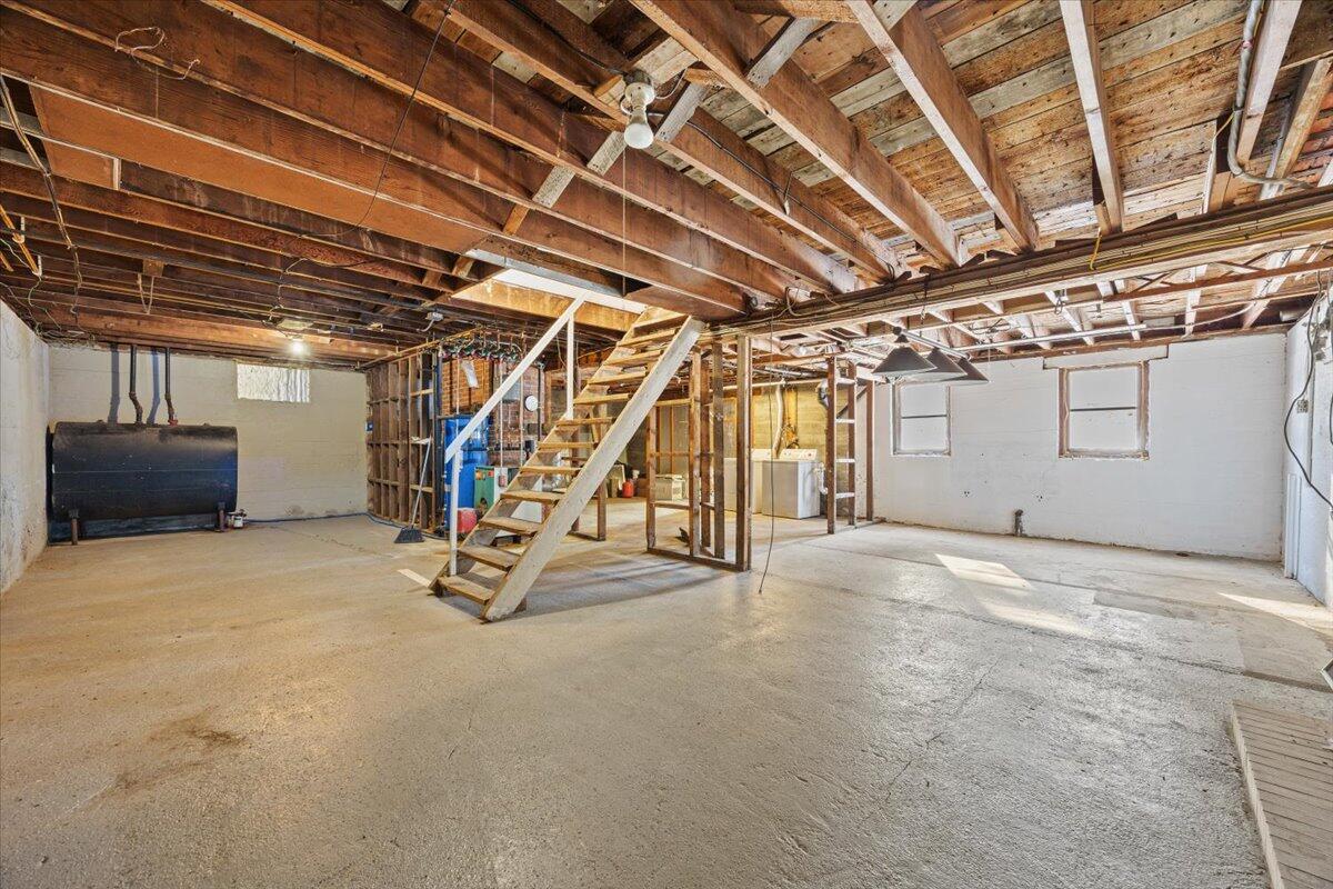 6 Decary Road, Biddeford, ME, 04005