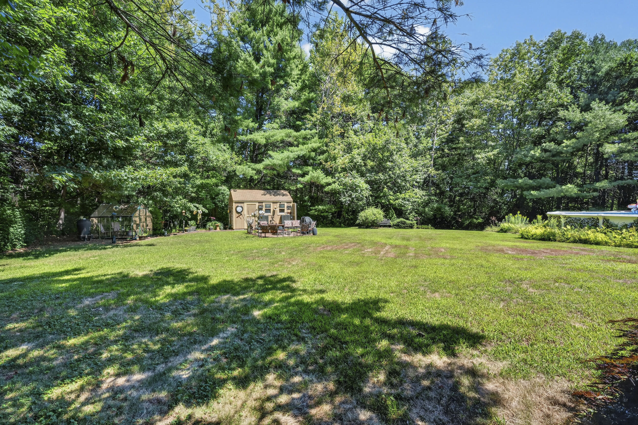 2 Brookfield Road