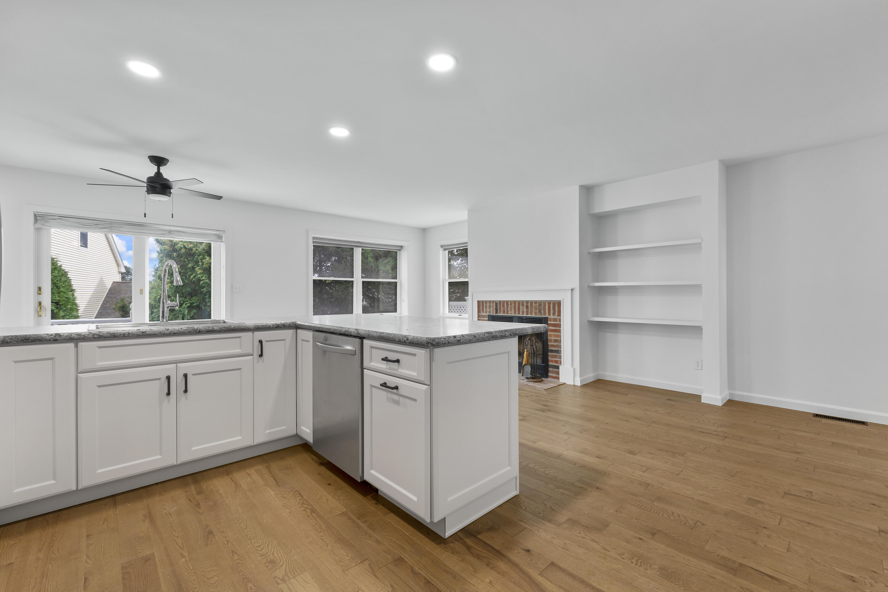 10 Yorke Ridge Way UNIT 10, York, ME, 03909